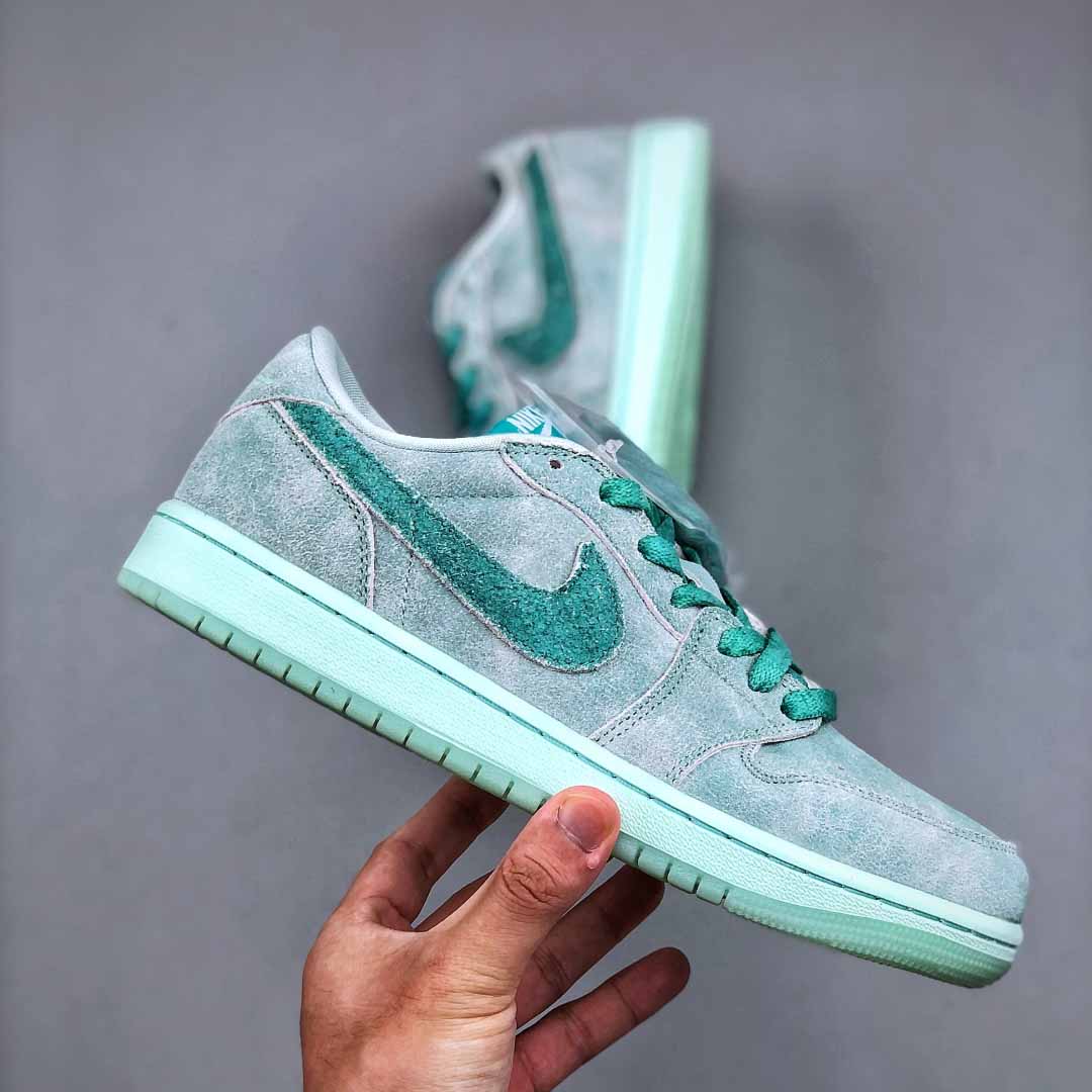 Air Jordan 1 Low OG “Washed Teal” WMNS     HQ8111-300 - EUR FASHION