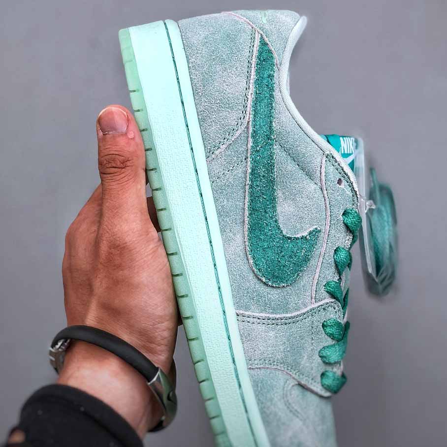 Air Jordan 1 Low OG “Washed Teal” WMNS     HQ8111-300 - EUR FASHION