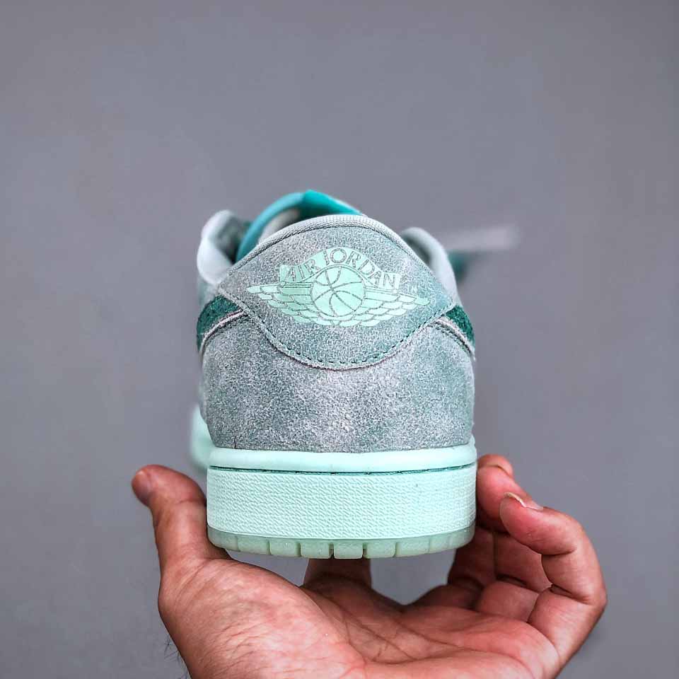 Air Jordan 1 Low OG “Washed Teal” WMNS     HQ8111-300 - EUR FASHION