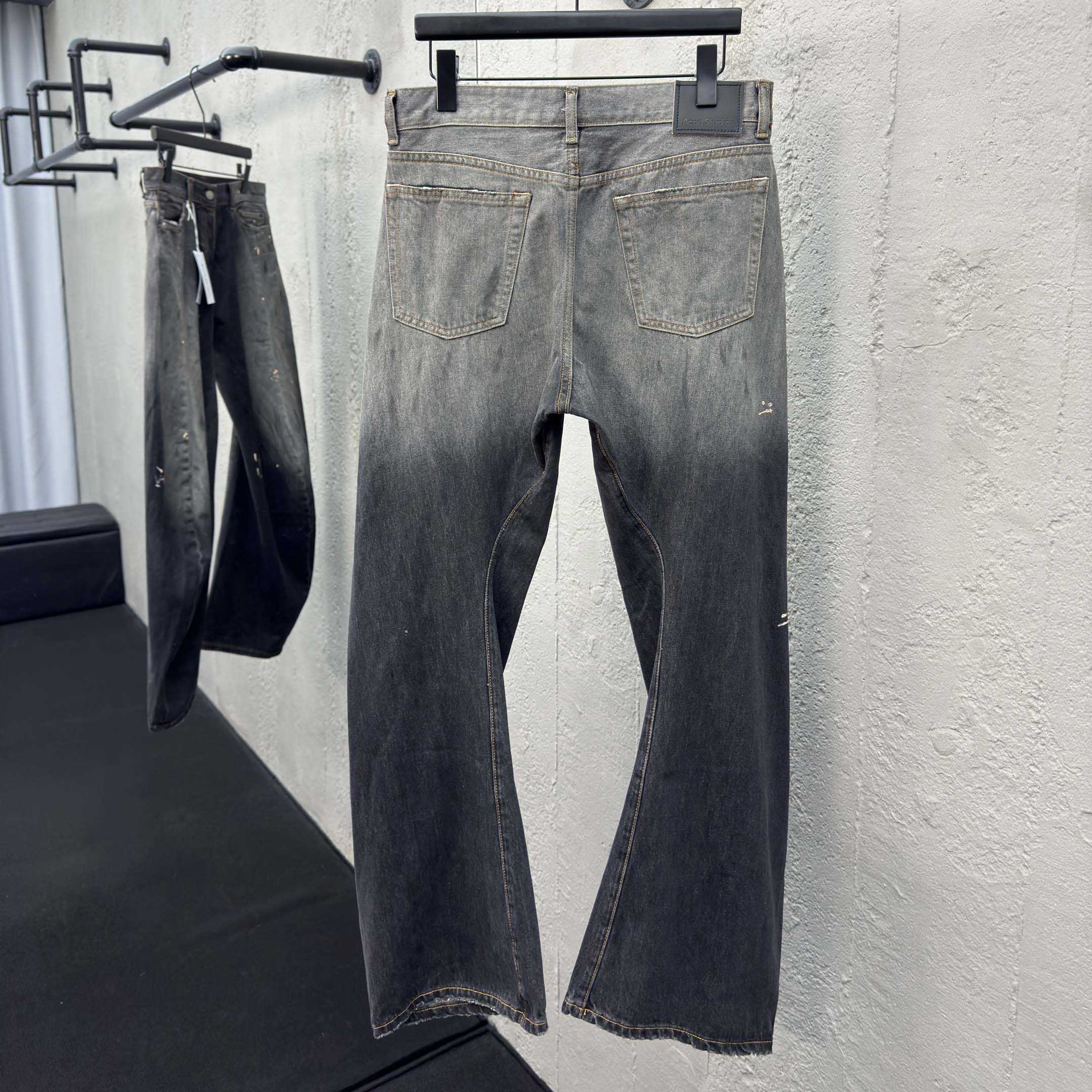 Acne Studios  Loose fit Jeans - 2006F  - EUR FASHION