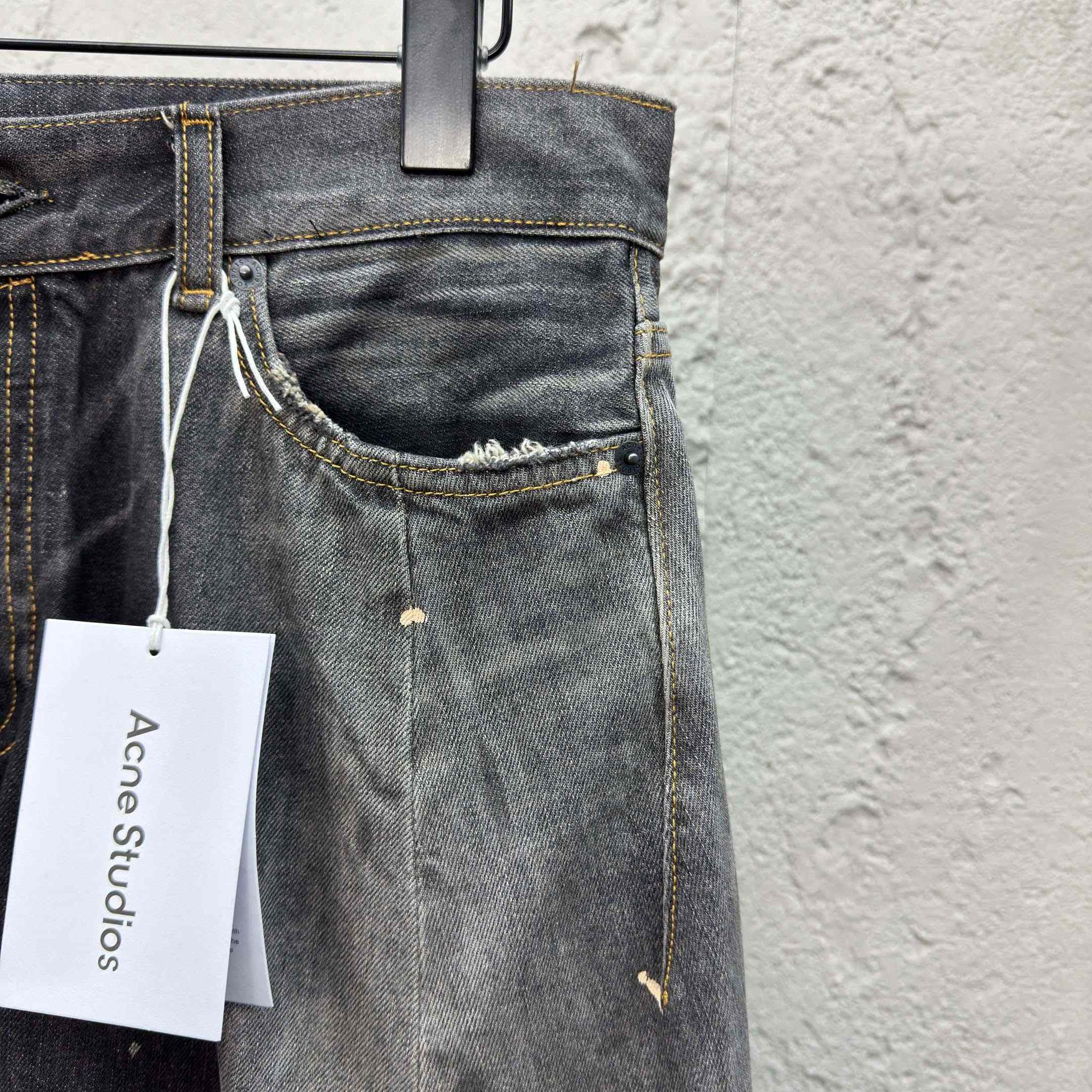 Acne Studios  Loose fit Jeans - 2006F  - EUR FASHION