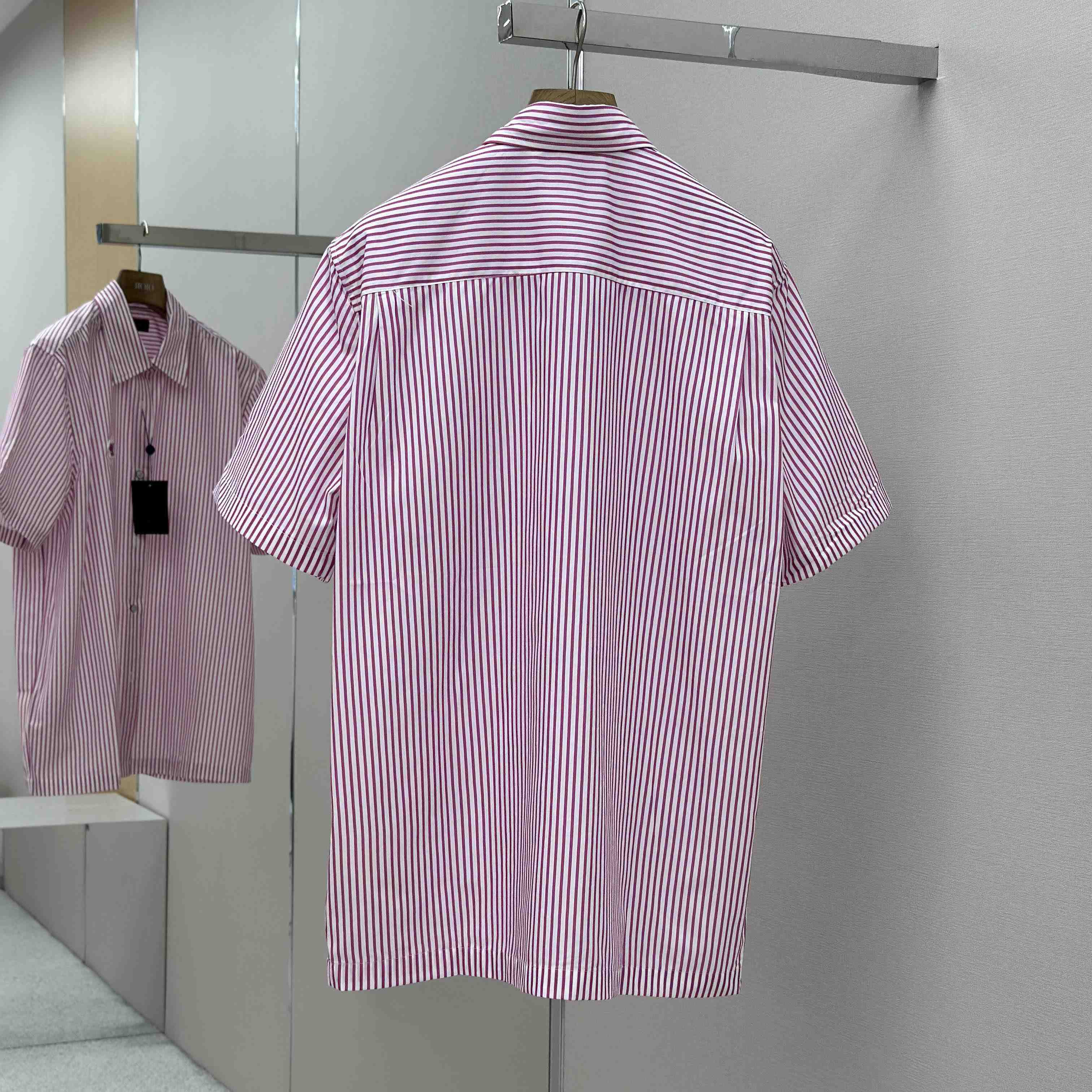 Louis Vuitton Monogram Striped Short-Sleeved Shirt   1AHVX7 - EUR FASHION