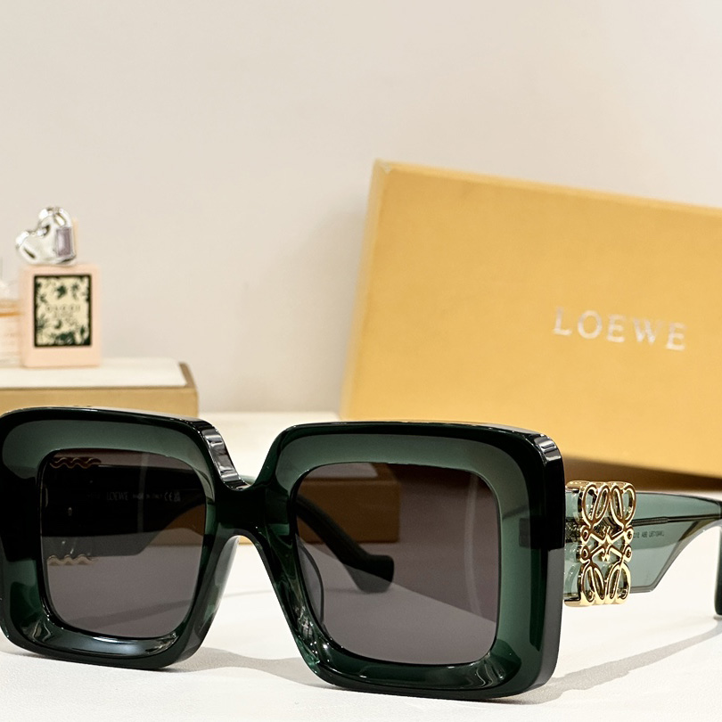 Loewe Beveled Square Maxi Anagram Sunglasses  LW40176U - EUR FASHION