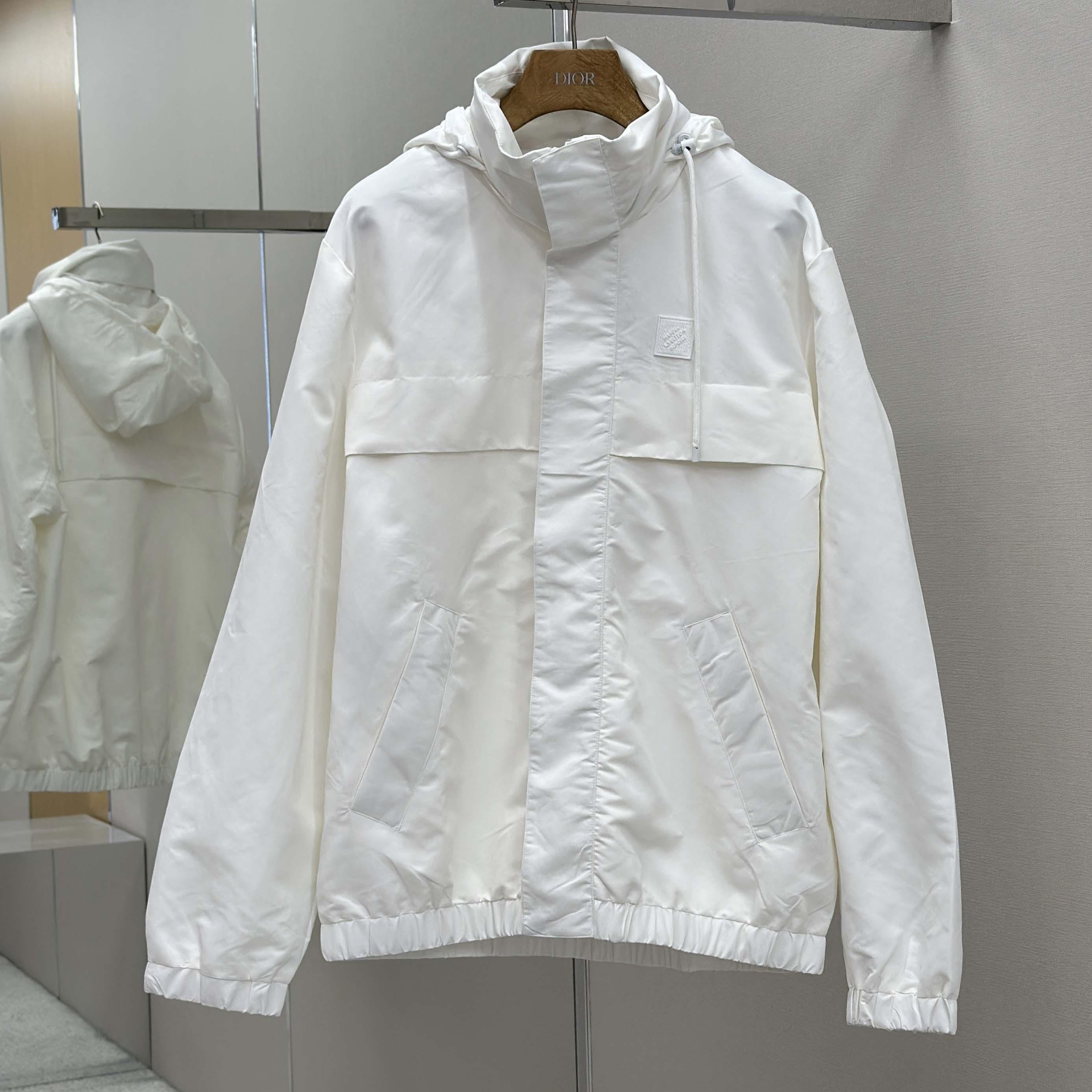 Louis Vuitton Signature Windbreaker   1AHUH1 - EUR FASHION
