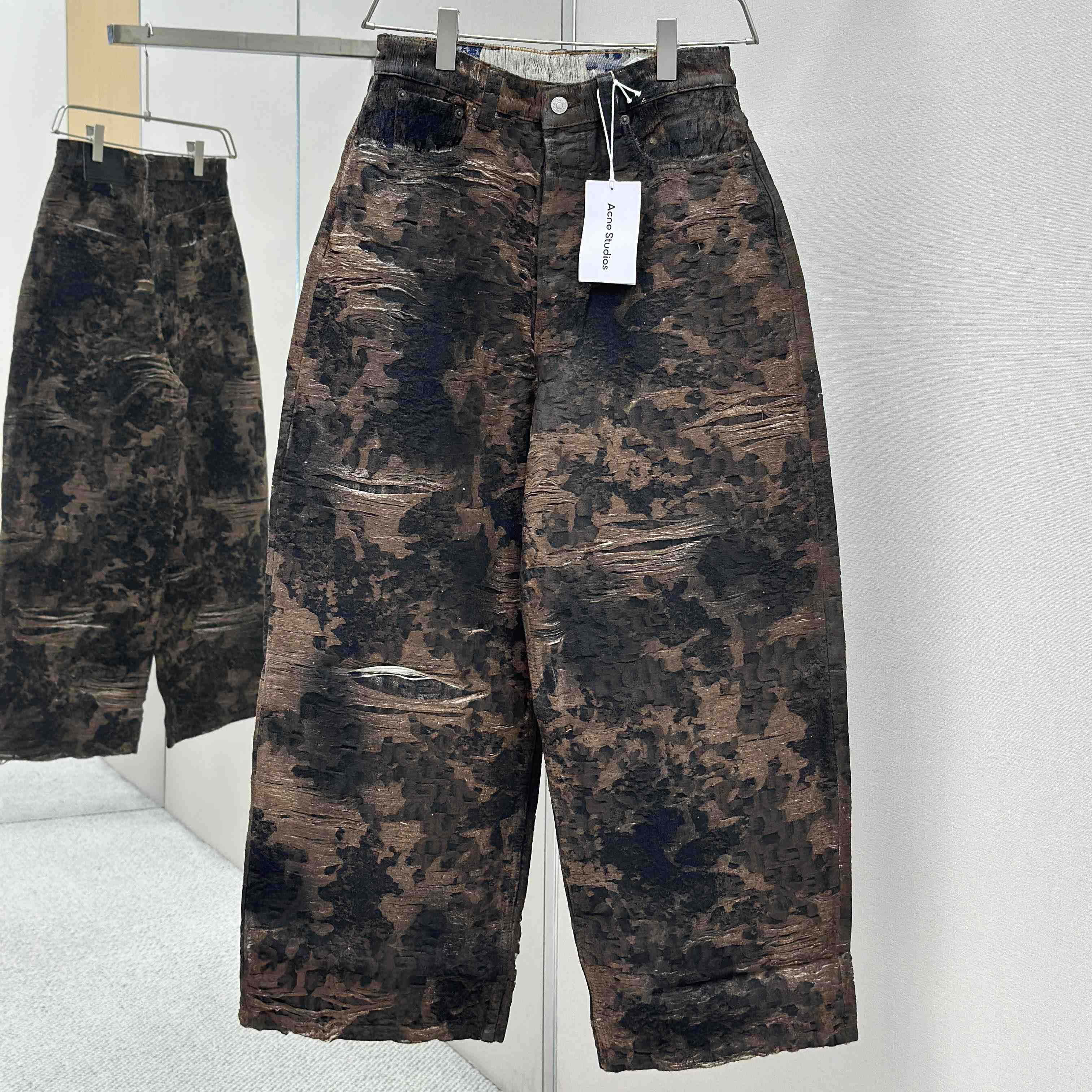 Acne Studios Loose Fit Jeans - 2023 - EUR FASHION
