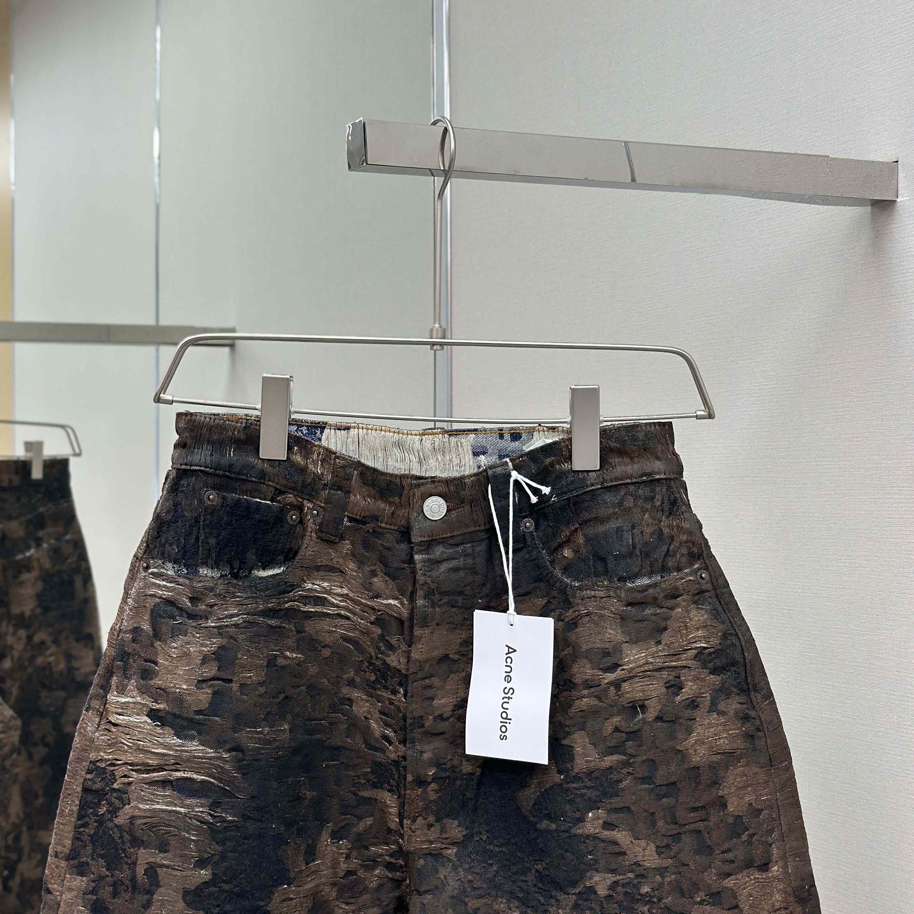 Acne Studios Loose Fit Jeans - 2023 - EUR FASHION