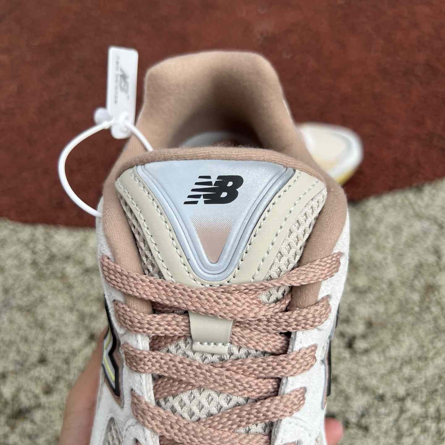New Balance NB 2010  U2010SGR  - EUR FASHION