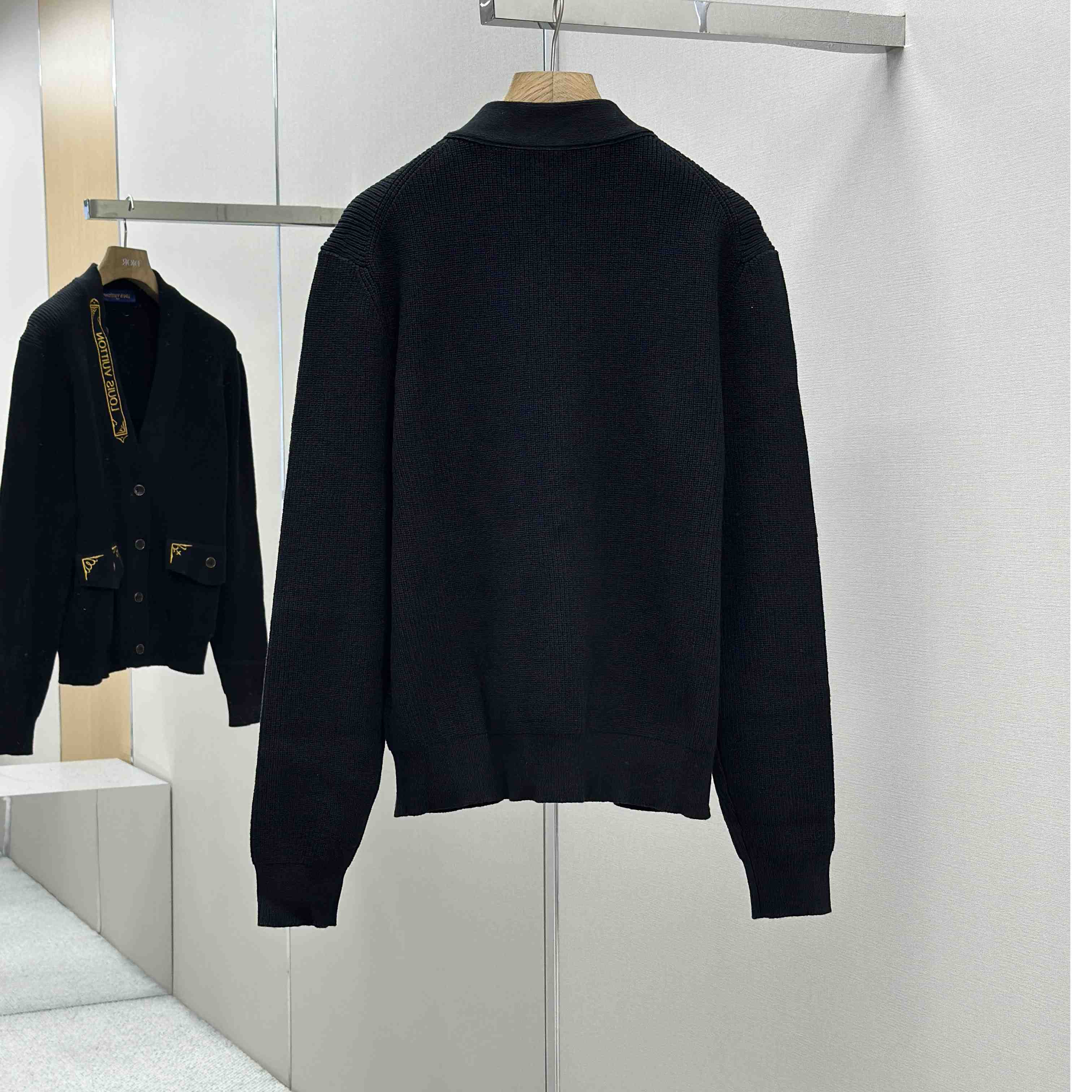 Louis Vuitton Embroidered Signature Cardigan   1AHVMY - EUR FASHION
