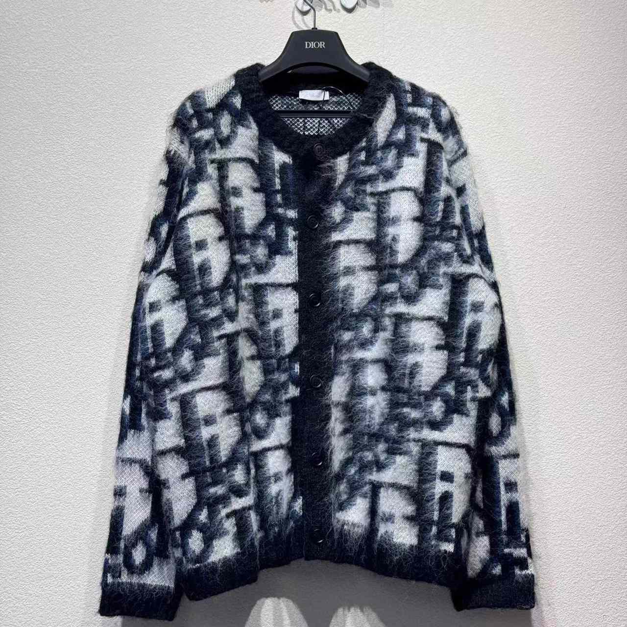  - EUR FASHION
