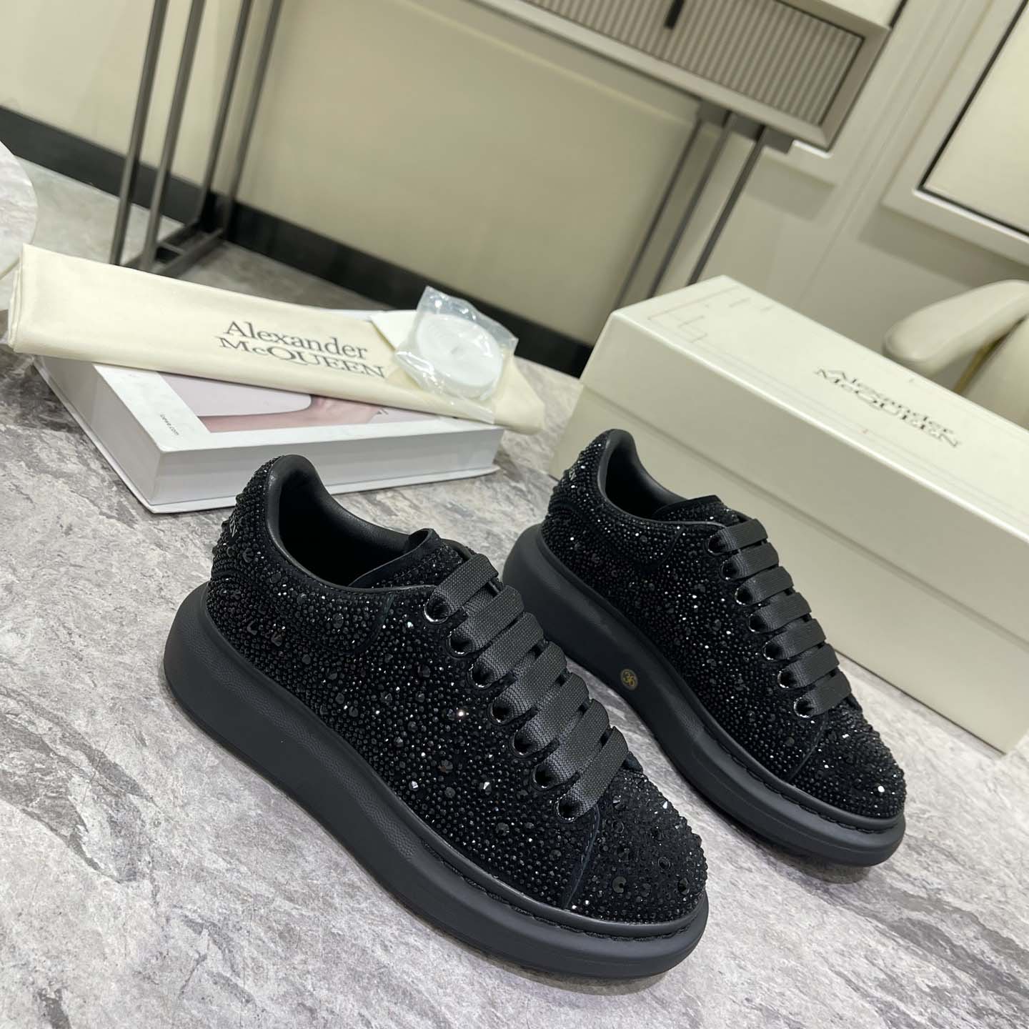 Alexander McQueen Oversized Sneaker  - EUR FASHION