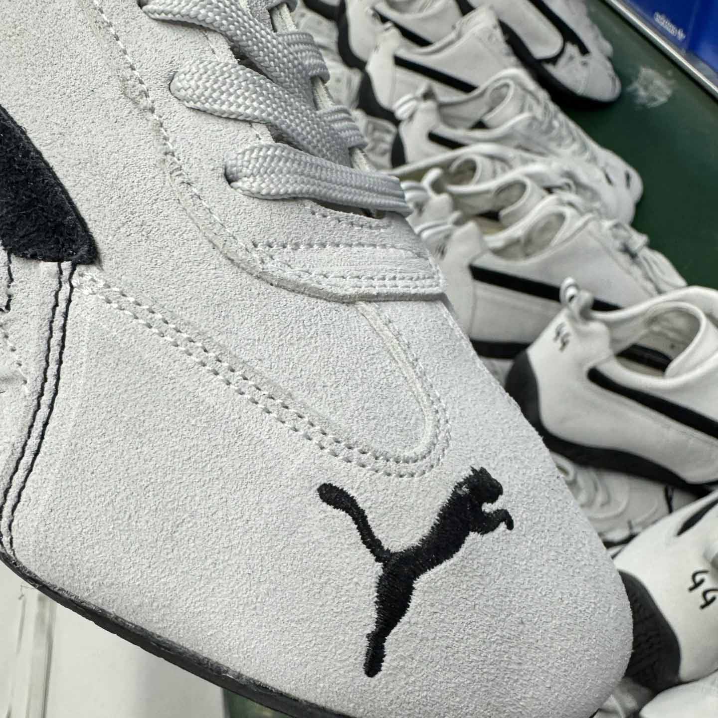 Balenciaga Speedcat Suede Balenciaga In White And Black Distressed Suede Cowskin - EUR FASHION