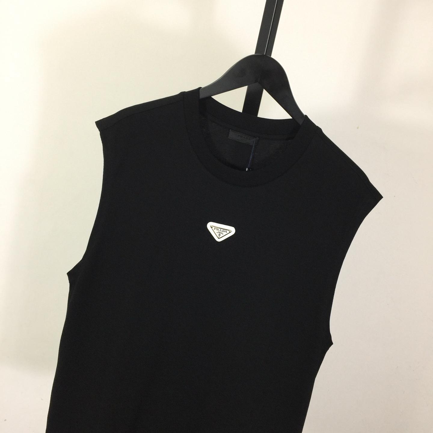 Prada Logo Tank Top - EUR FASHION