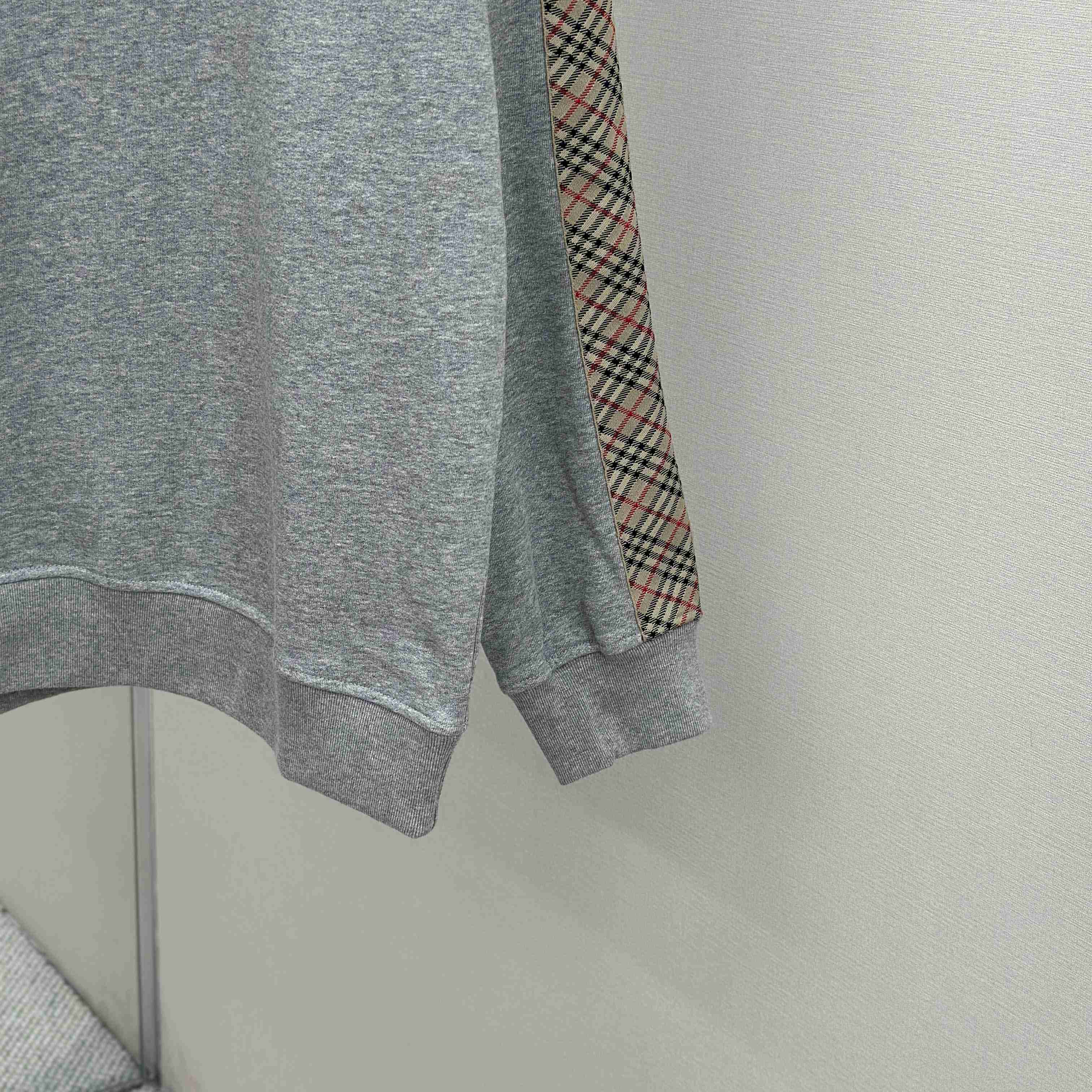 Burberry Check Trim Cotton Sweatshirt - EUR FASHION