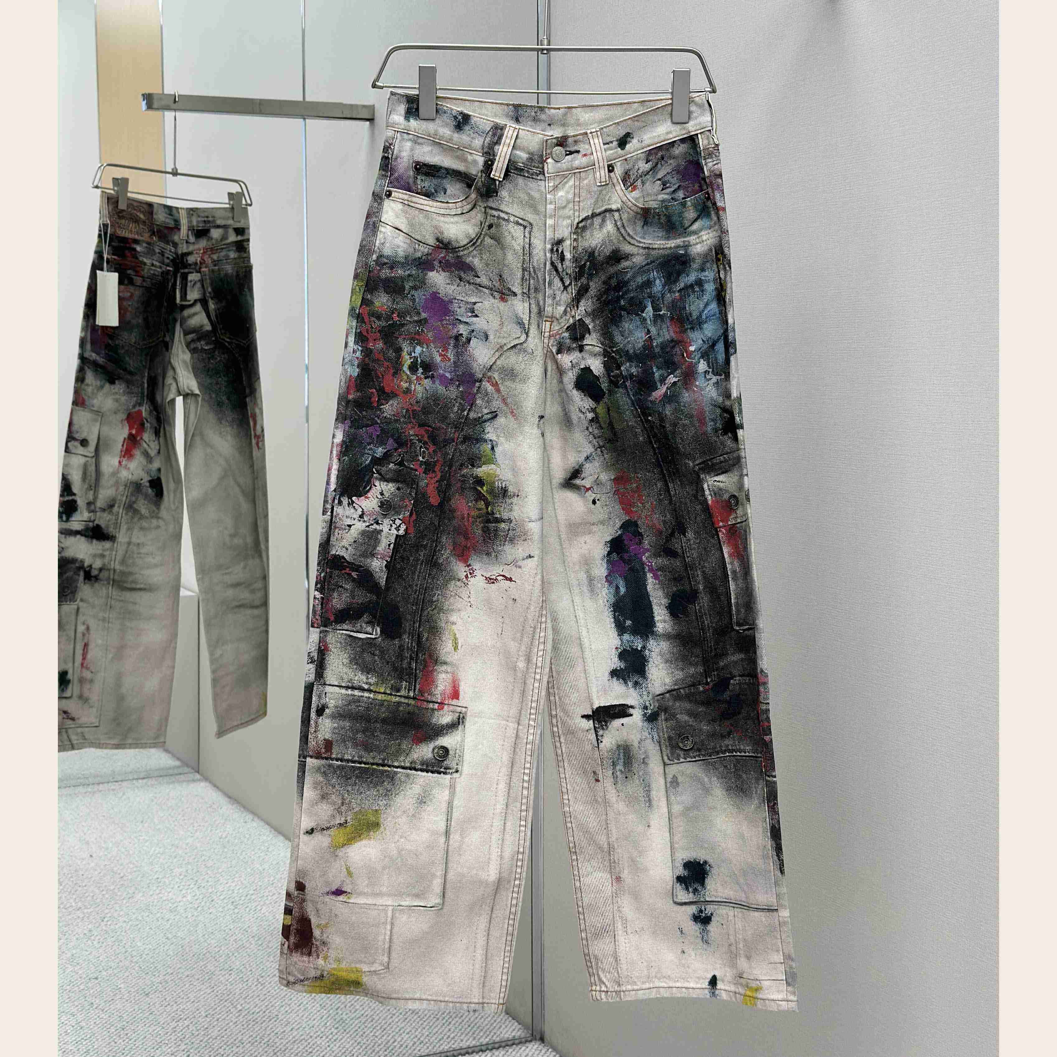  - EUR FASHION