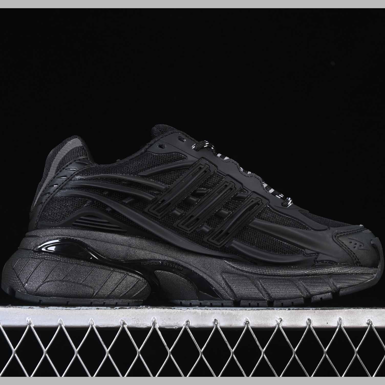 Adi Originals Adistar Jellyfish “Triple Black” JP9260 - EUR FASHION