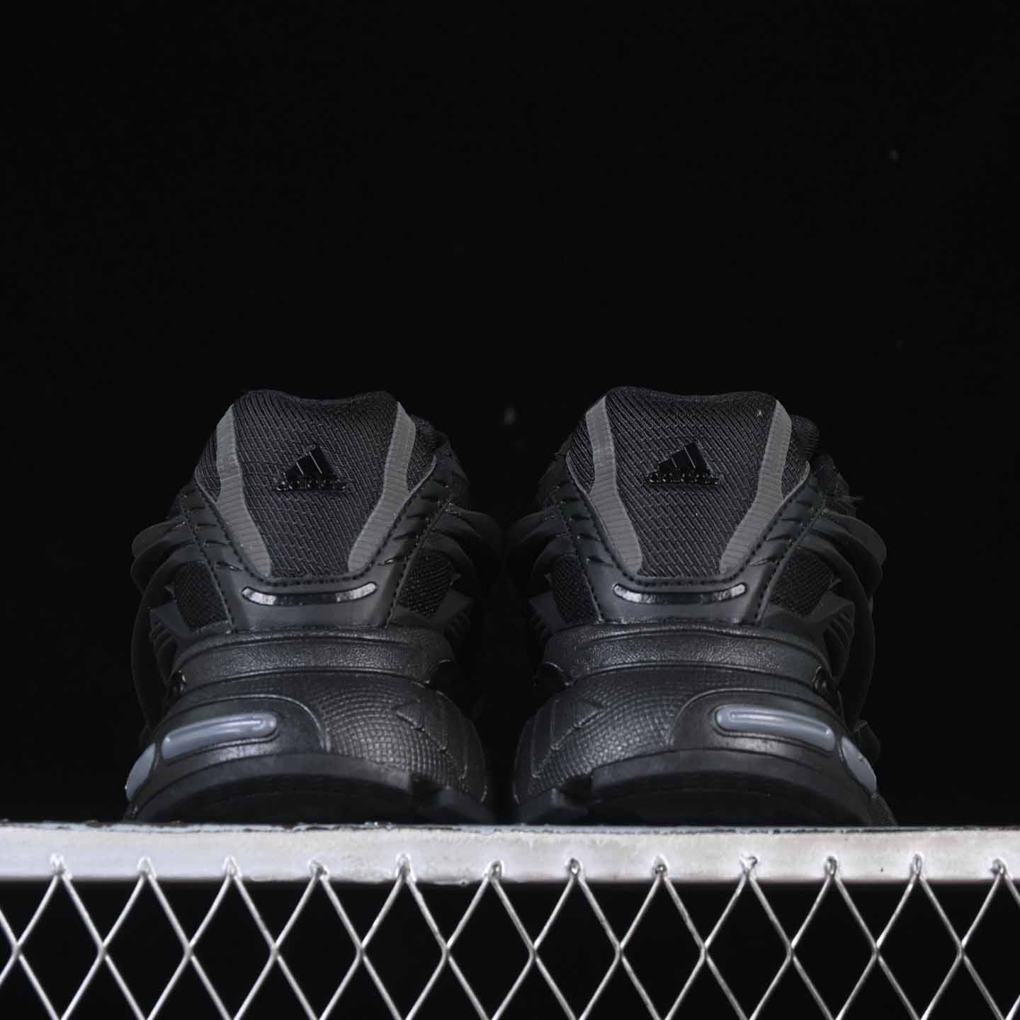 Adi Originals Adistar Jellyfish “Triple Black” JP9260 - EUR FASHION