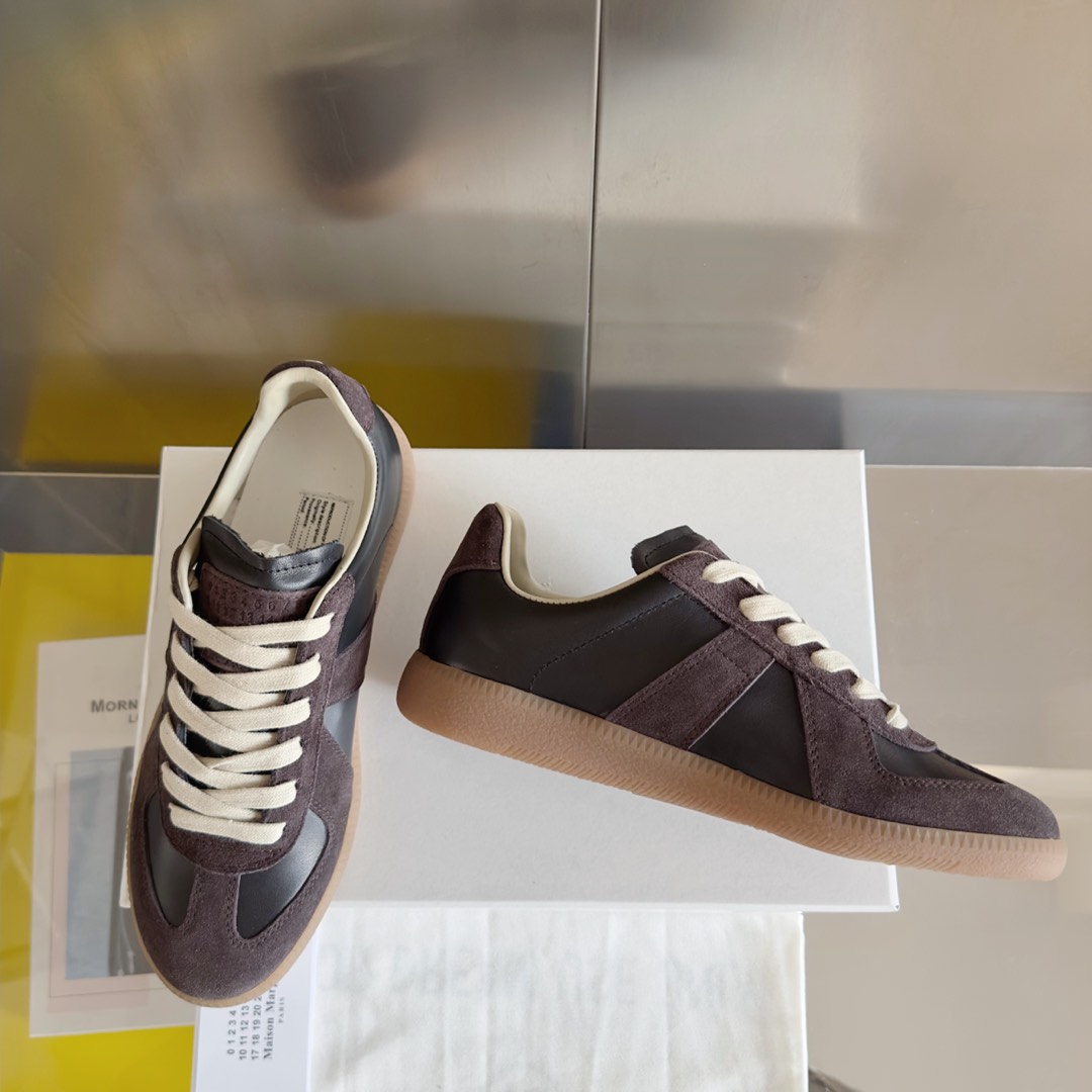Maison Margiela Low-top Sneakers - EUR FASHION