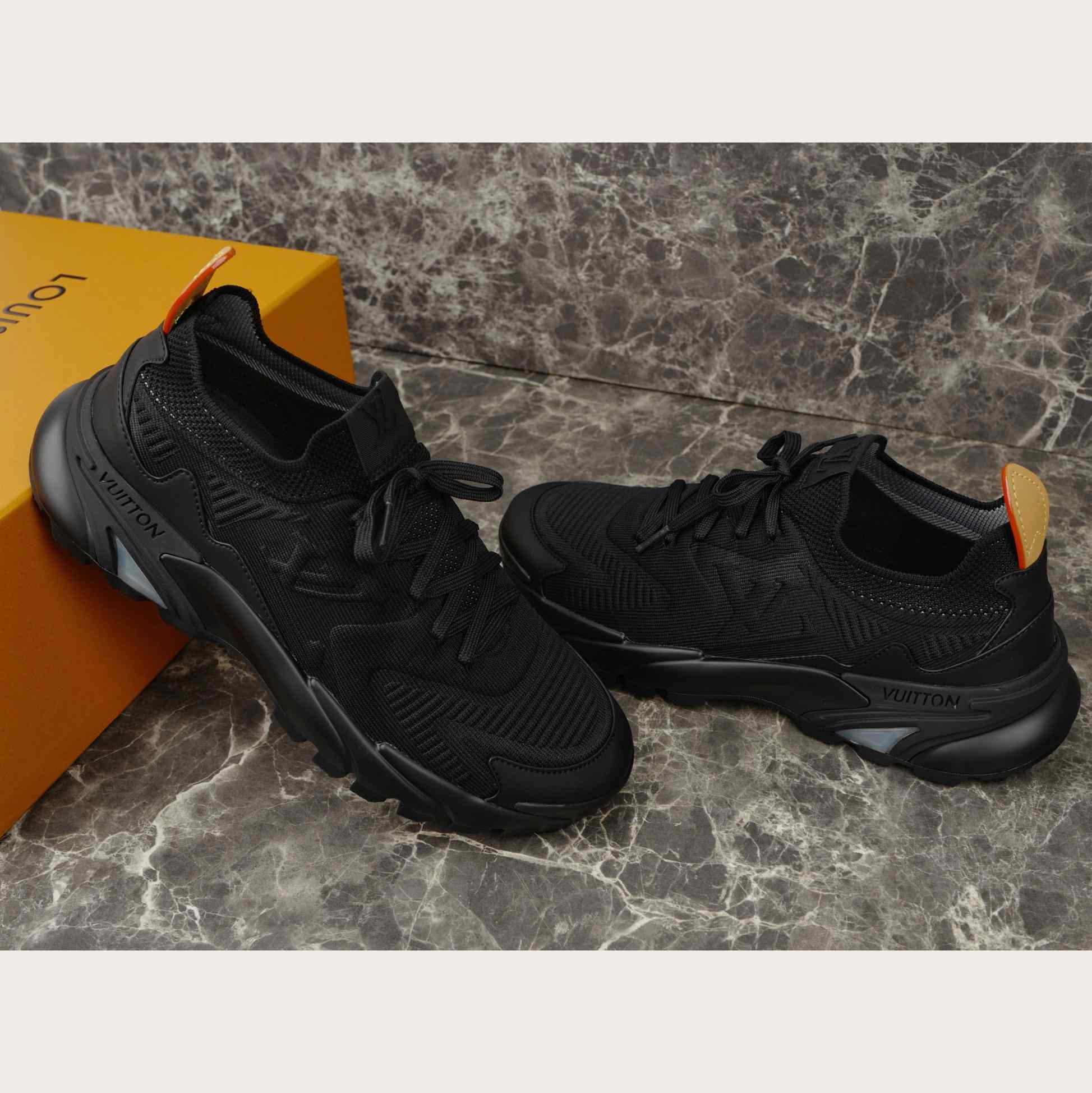 Louis Vuitton LV Runner Tatic Sneaker   1AILJ2 - EUR FASHION