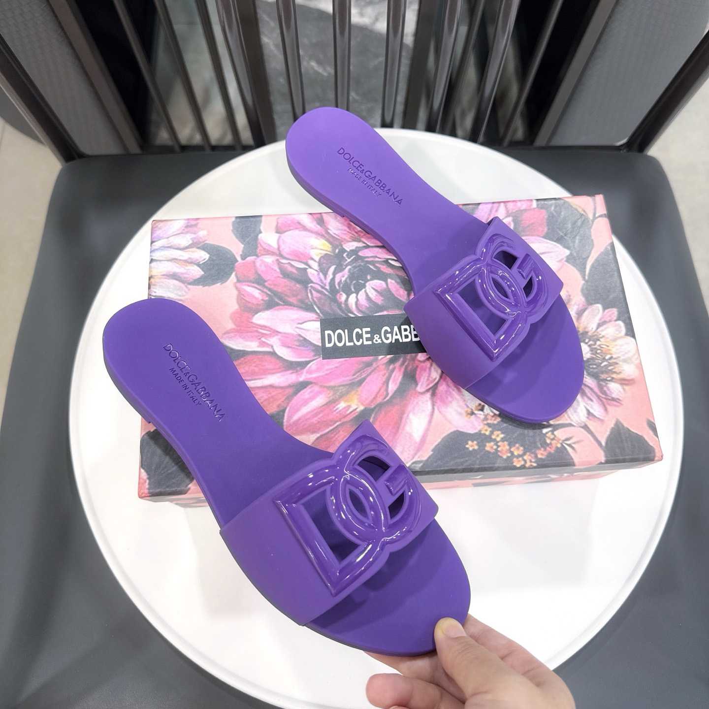 Dolce & Gabbana DG-logo Sandals - EUR FASHION