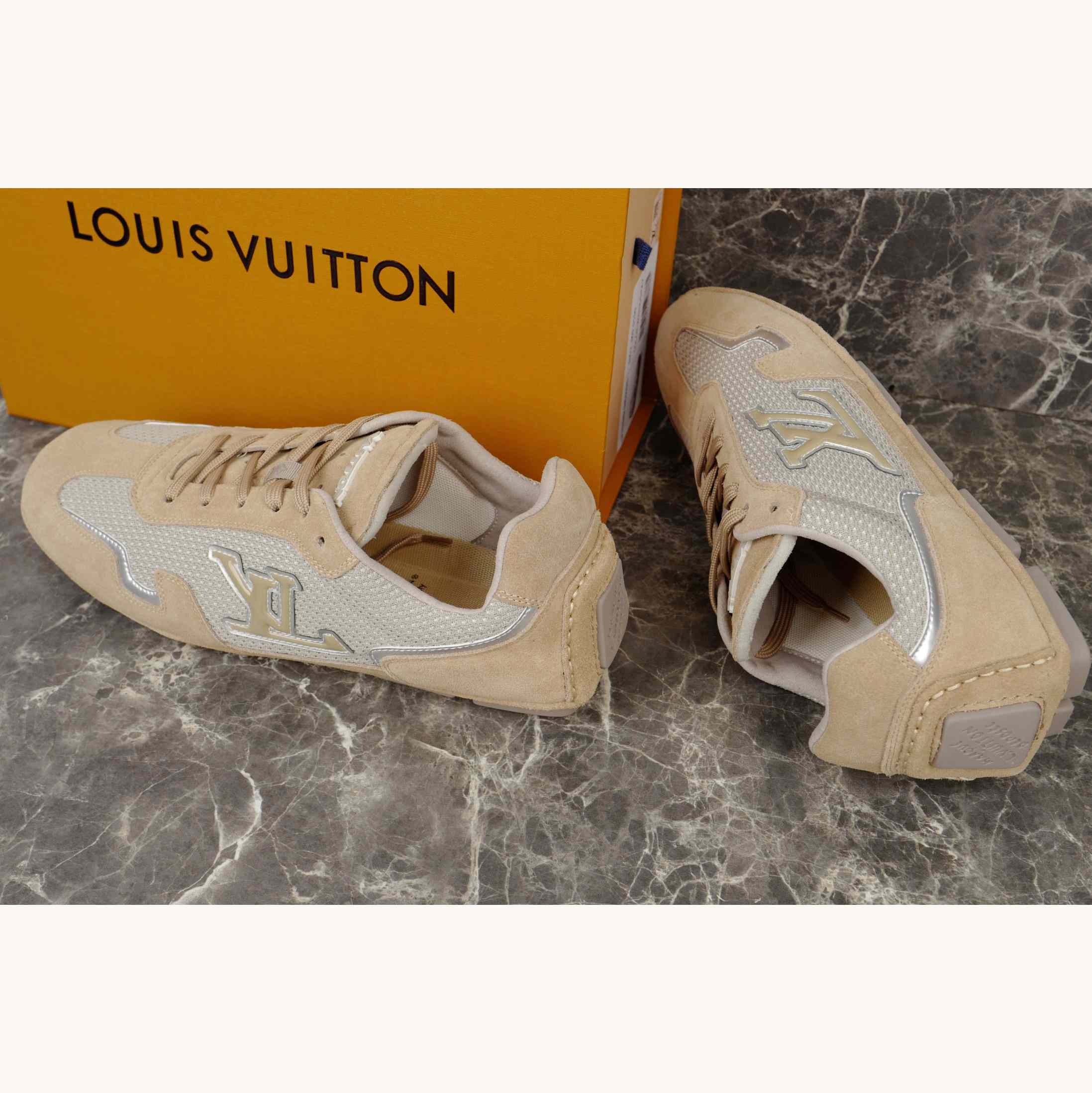 Louis Vuitton LV Rally Sneaker   1AHU09 - EUR FASHION