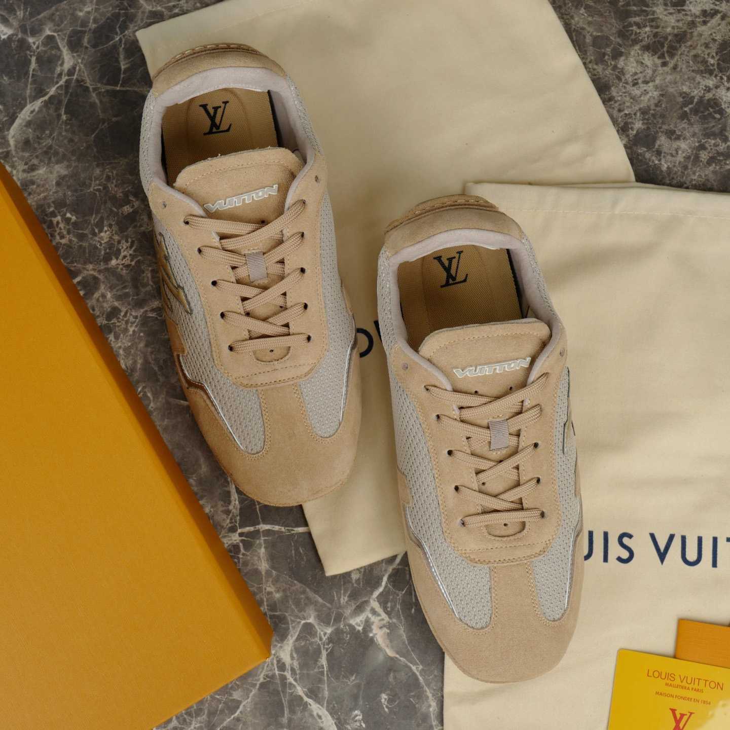 Louis Vuitton LV Rally Sneaker   1AHU09 - EUR FASHION