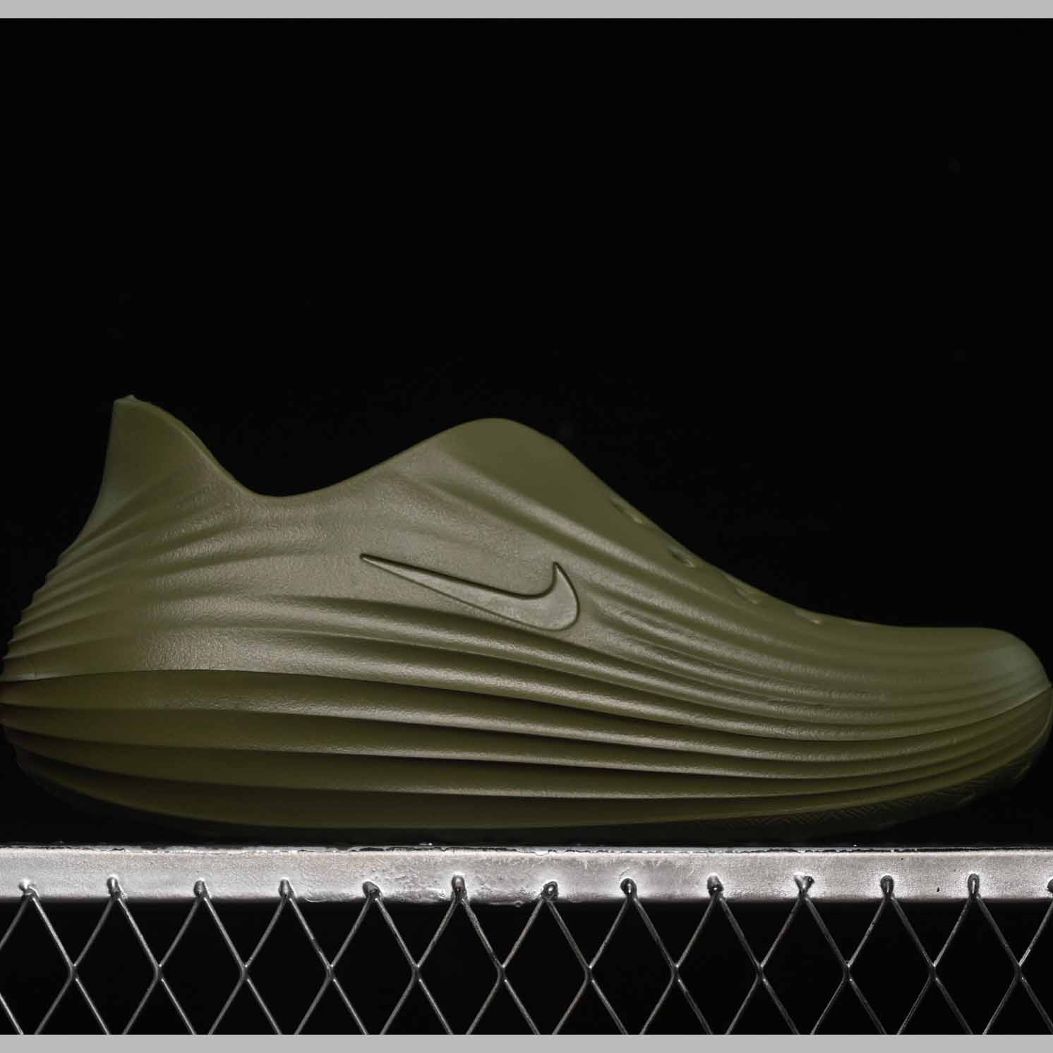 Nike ReactX Rejuven8 - EUR FASHION