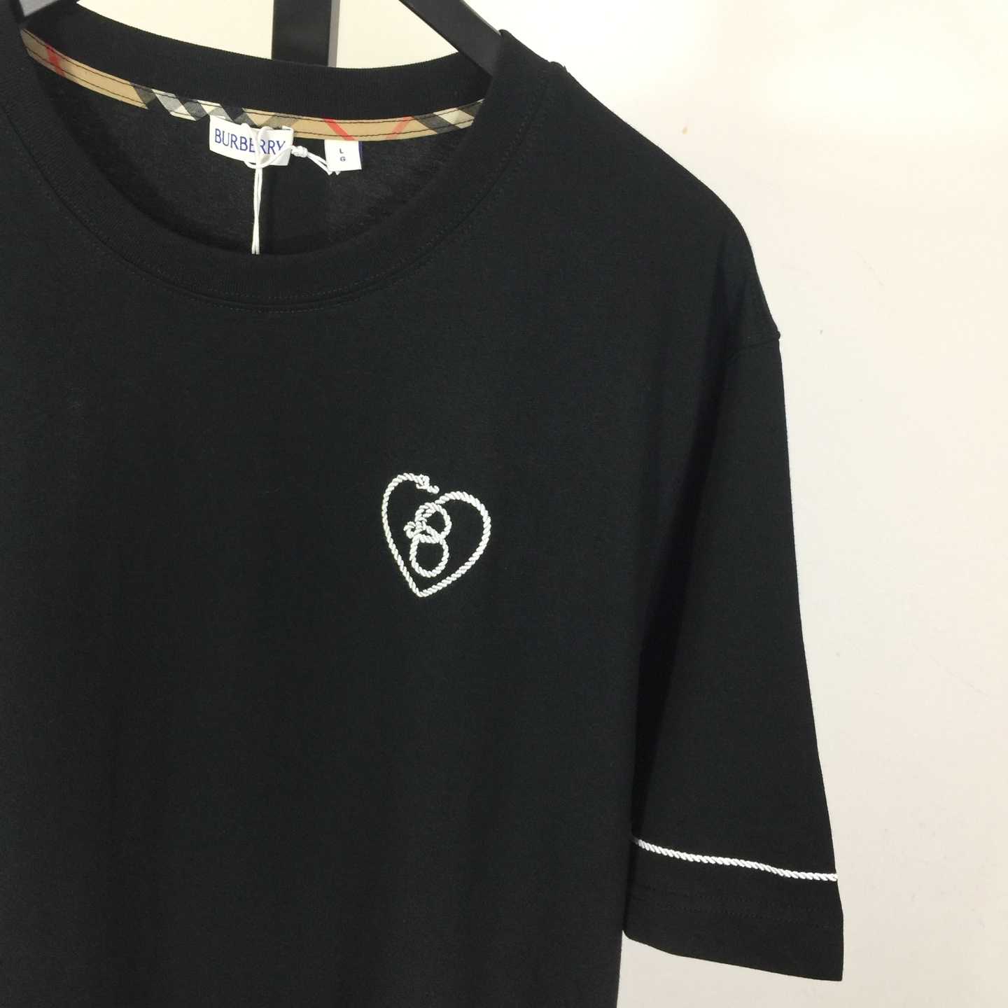 Burberry B Heart Cotton T-shirt - EUR FASHION