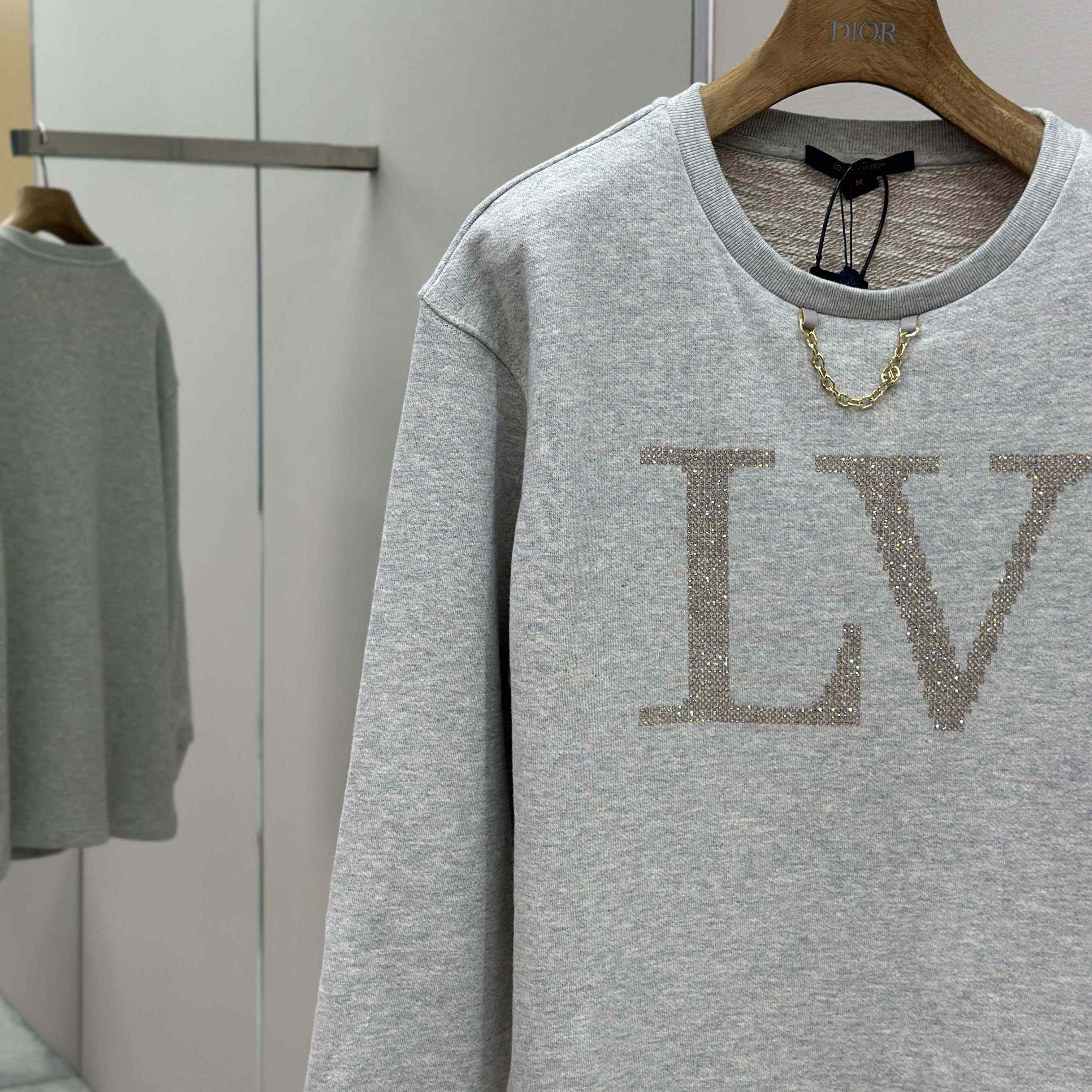 Louis Vuitton Rhinestone Signature Sweater   1AIBL9 - EUR FASHION