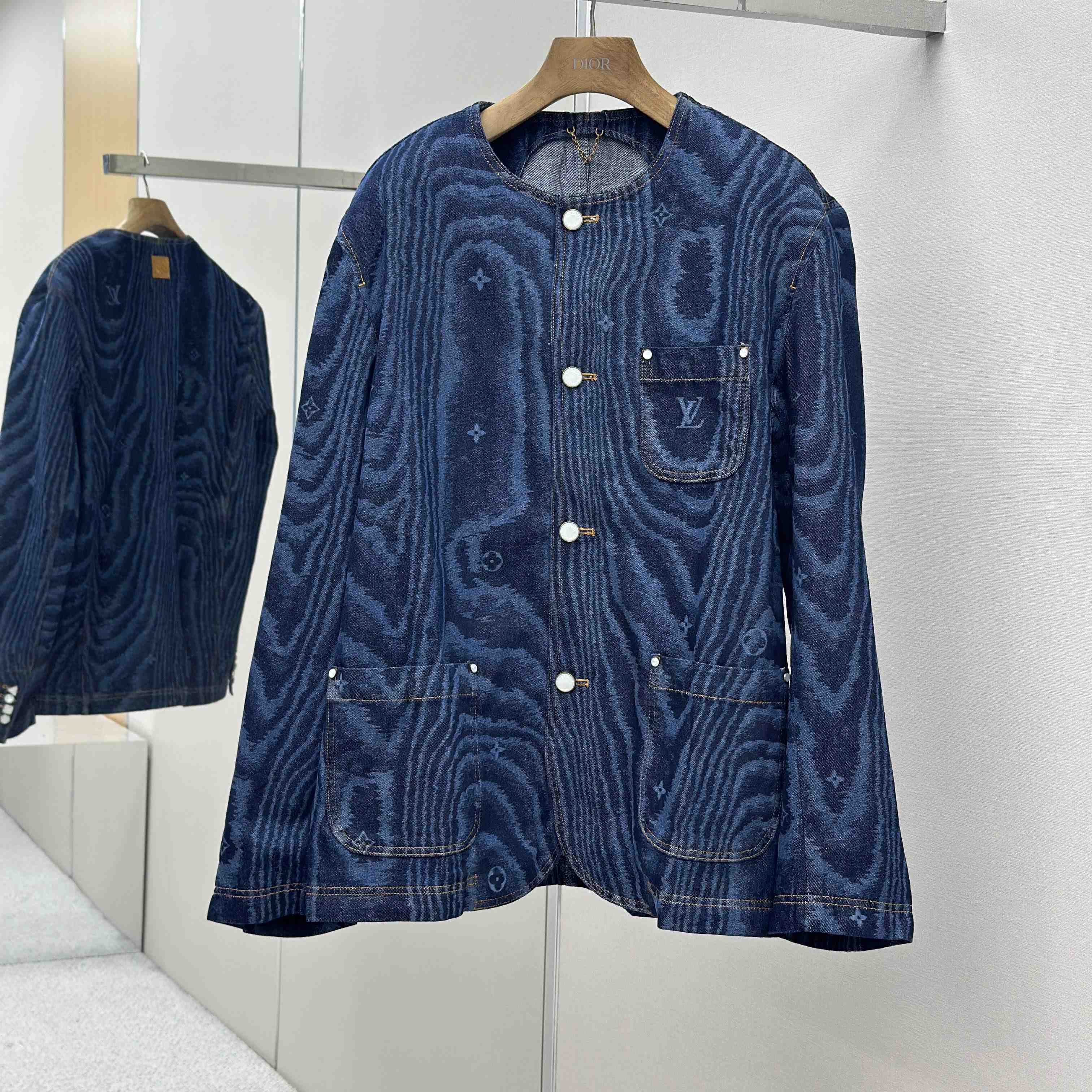 - EUR FASHION