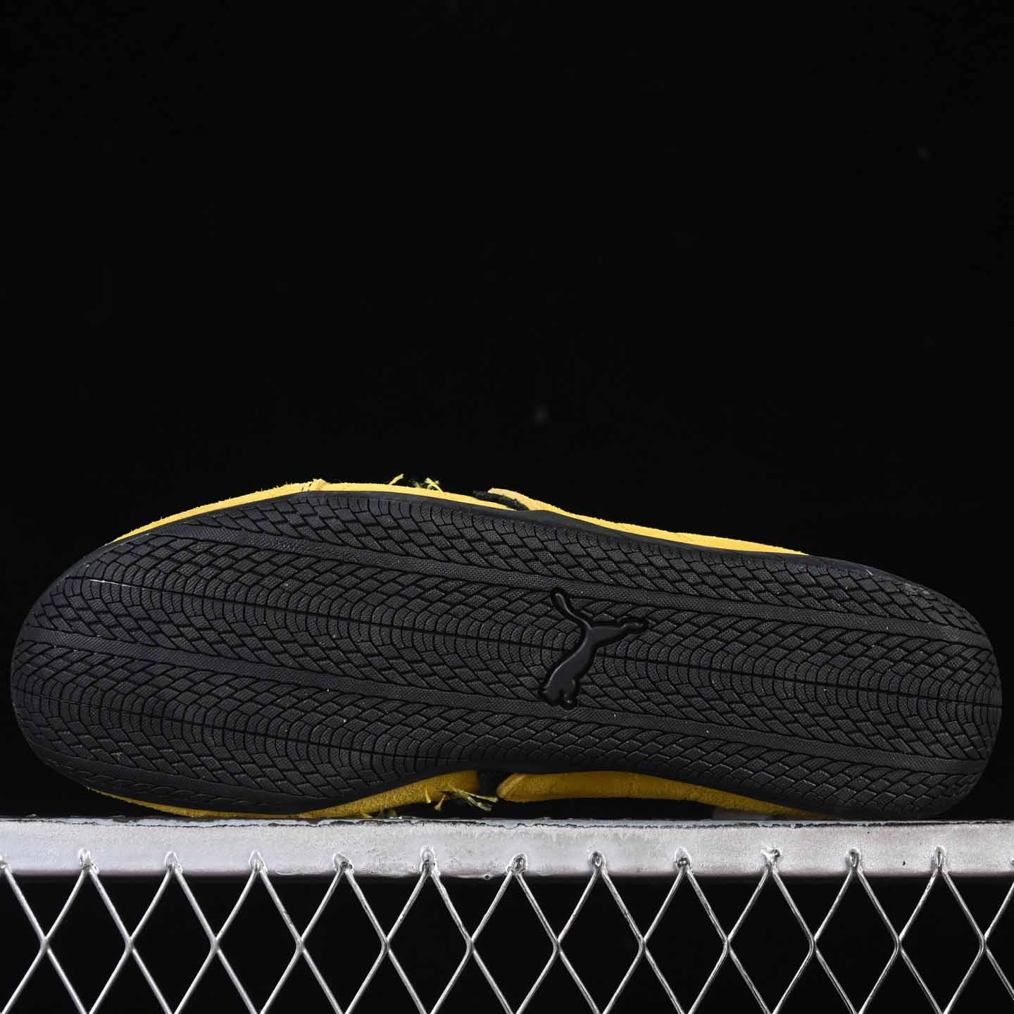 Balenciaga Speedcat Suede Balenciaga In Yellow And Black Distressed Suede Cowskin - EUR FASHION