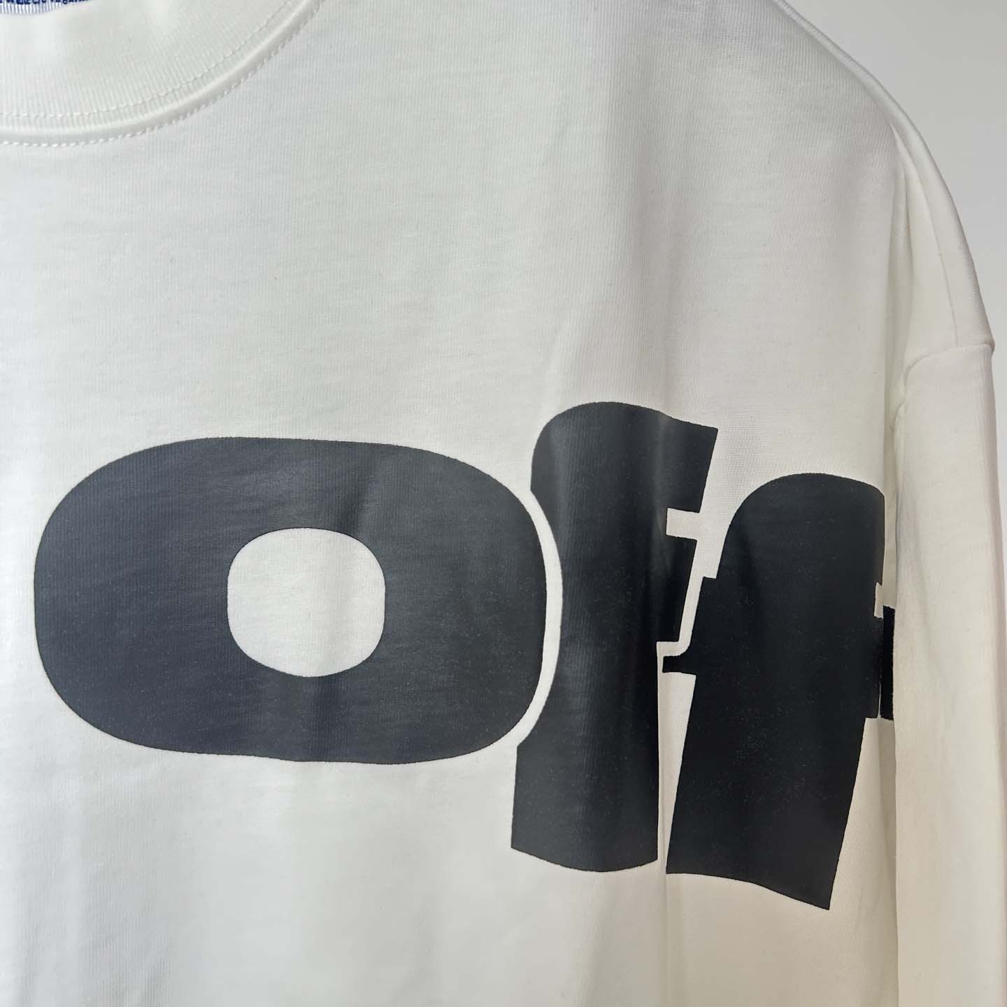 Off-White Shared Logo Cotton T-shirt - EUR FASHION