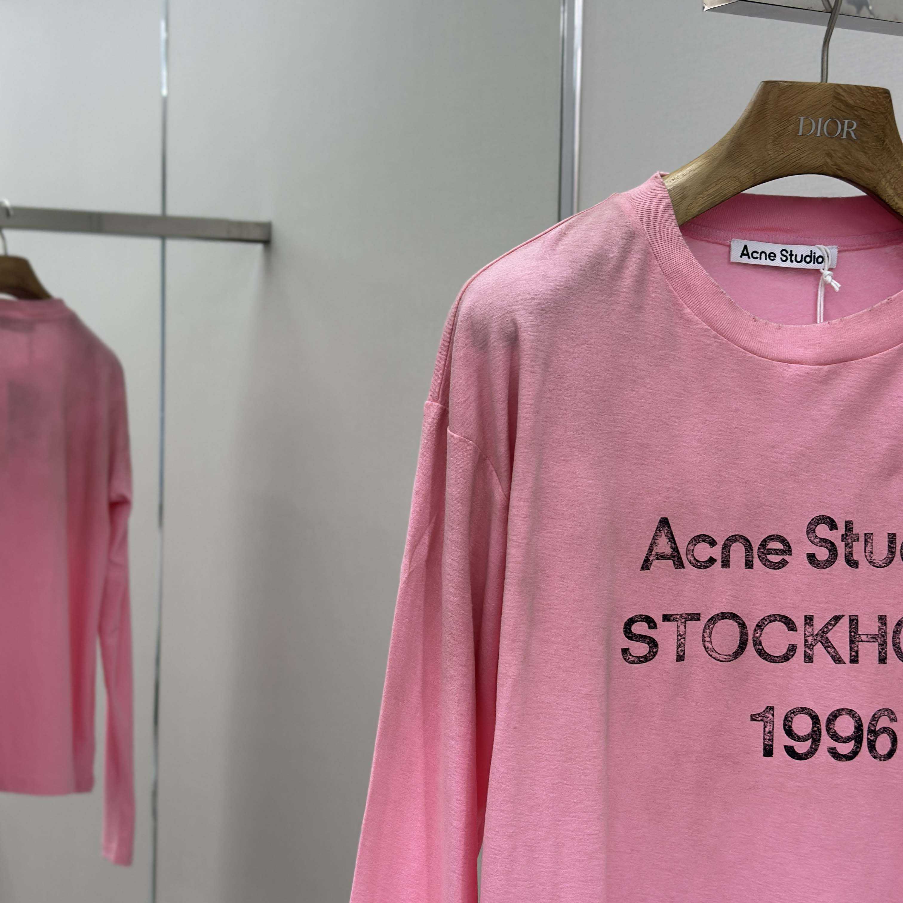 Acne Studios Logo T-shirt - Relaxed Fit - EUR FASHION
