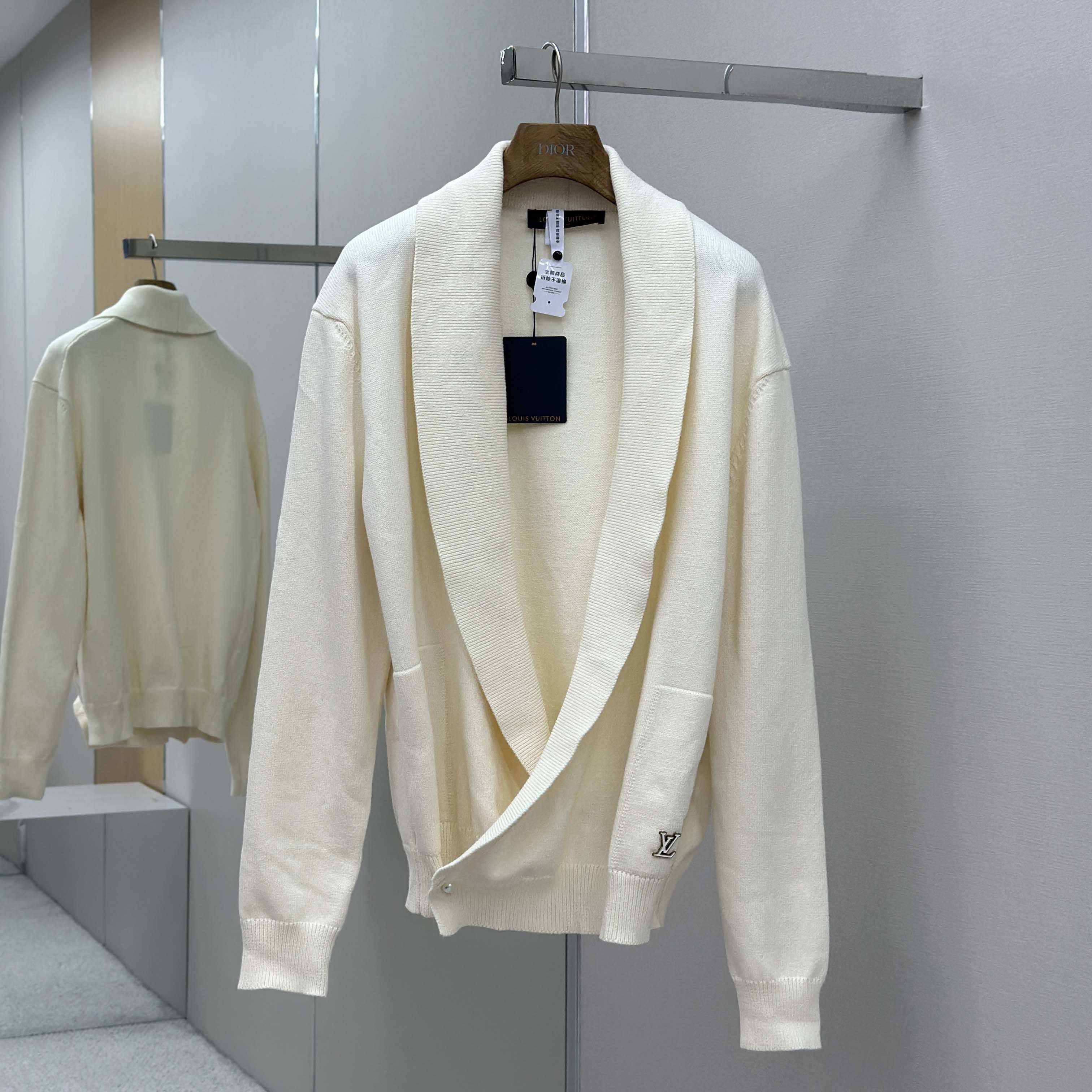 Louis Vuitton Shawl Collar Knit Jacket   1AHVNR - EUR FASHION