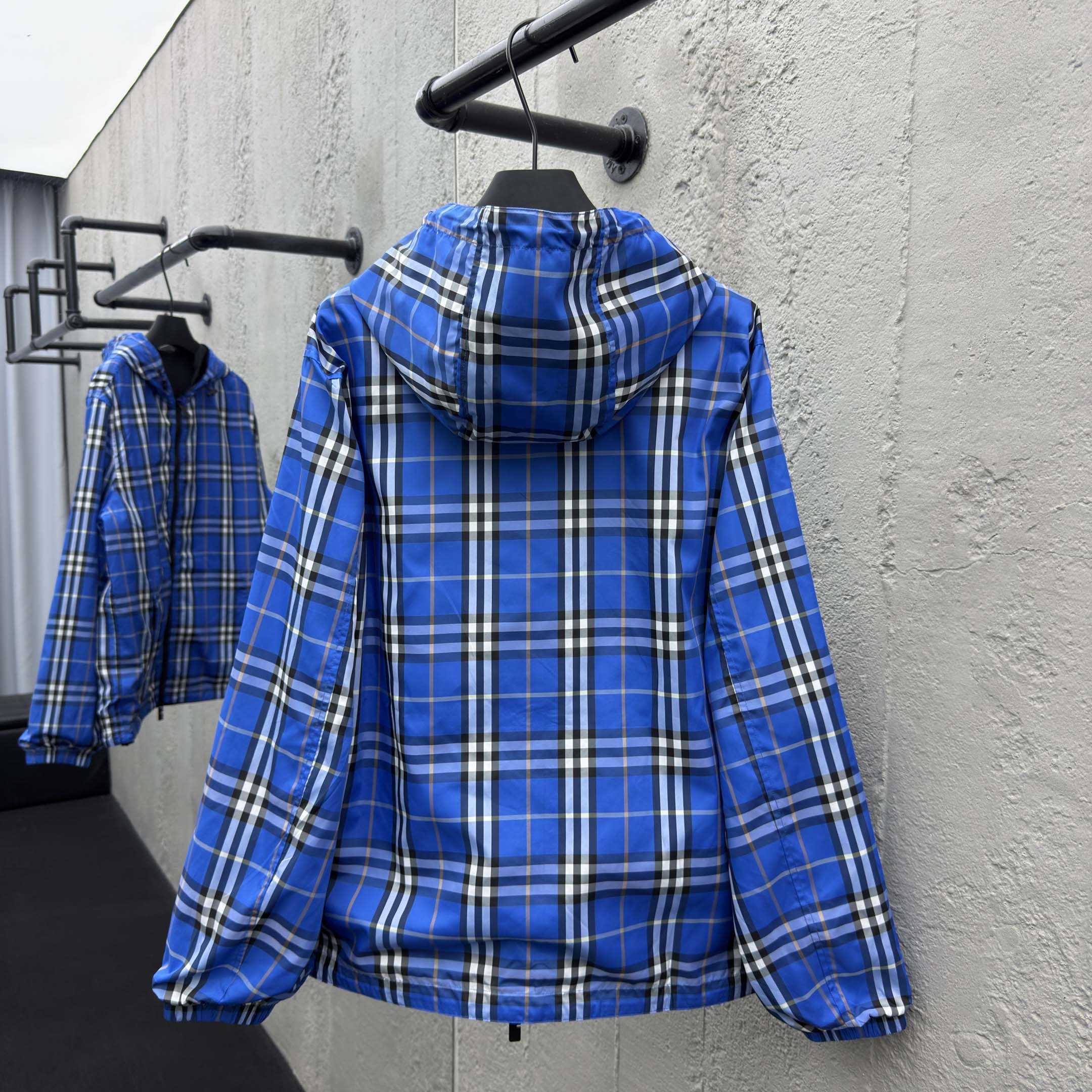 Burberry Reversible Check Hooded Jacket - EUR FASHION