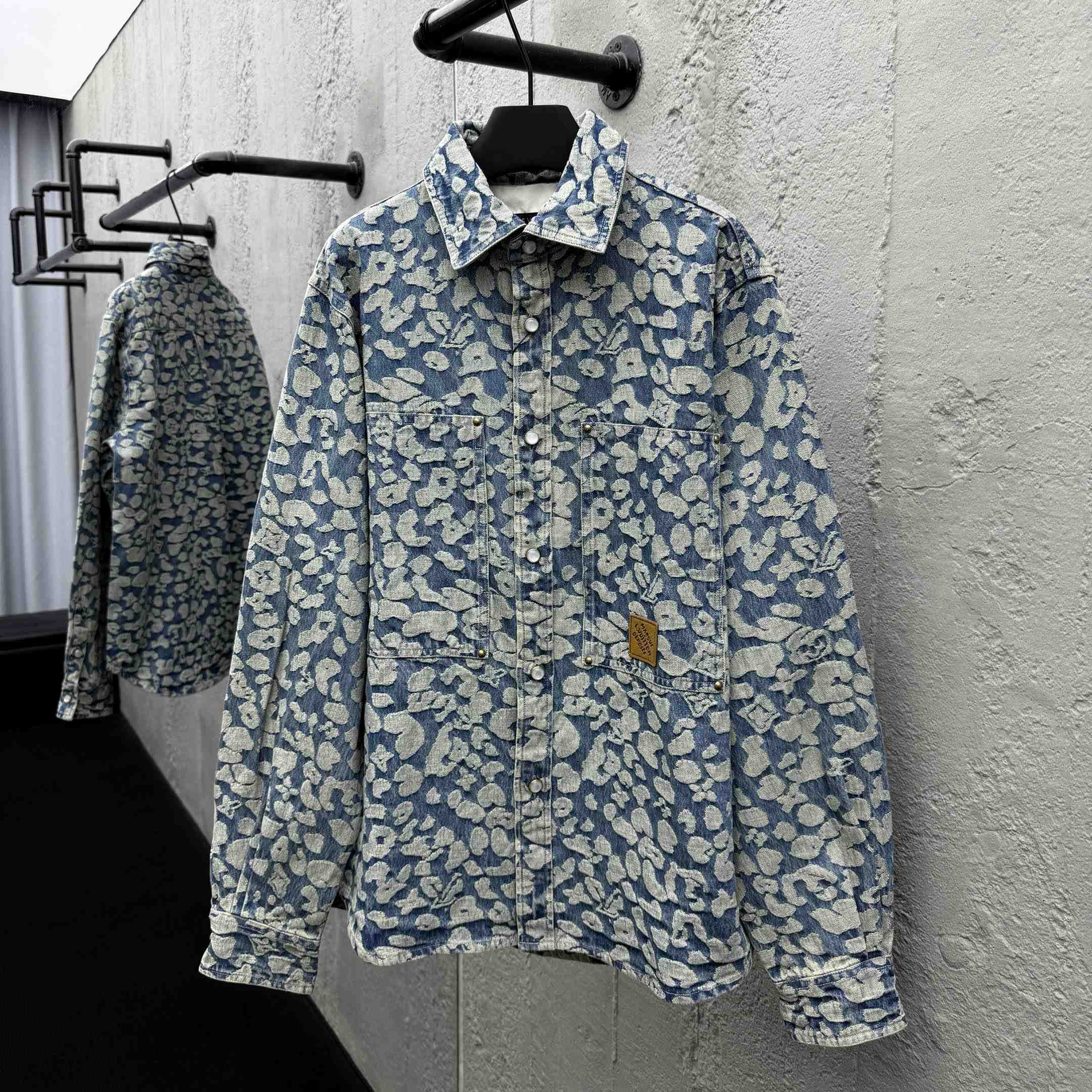  - EUR FASHION