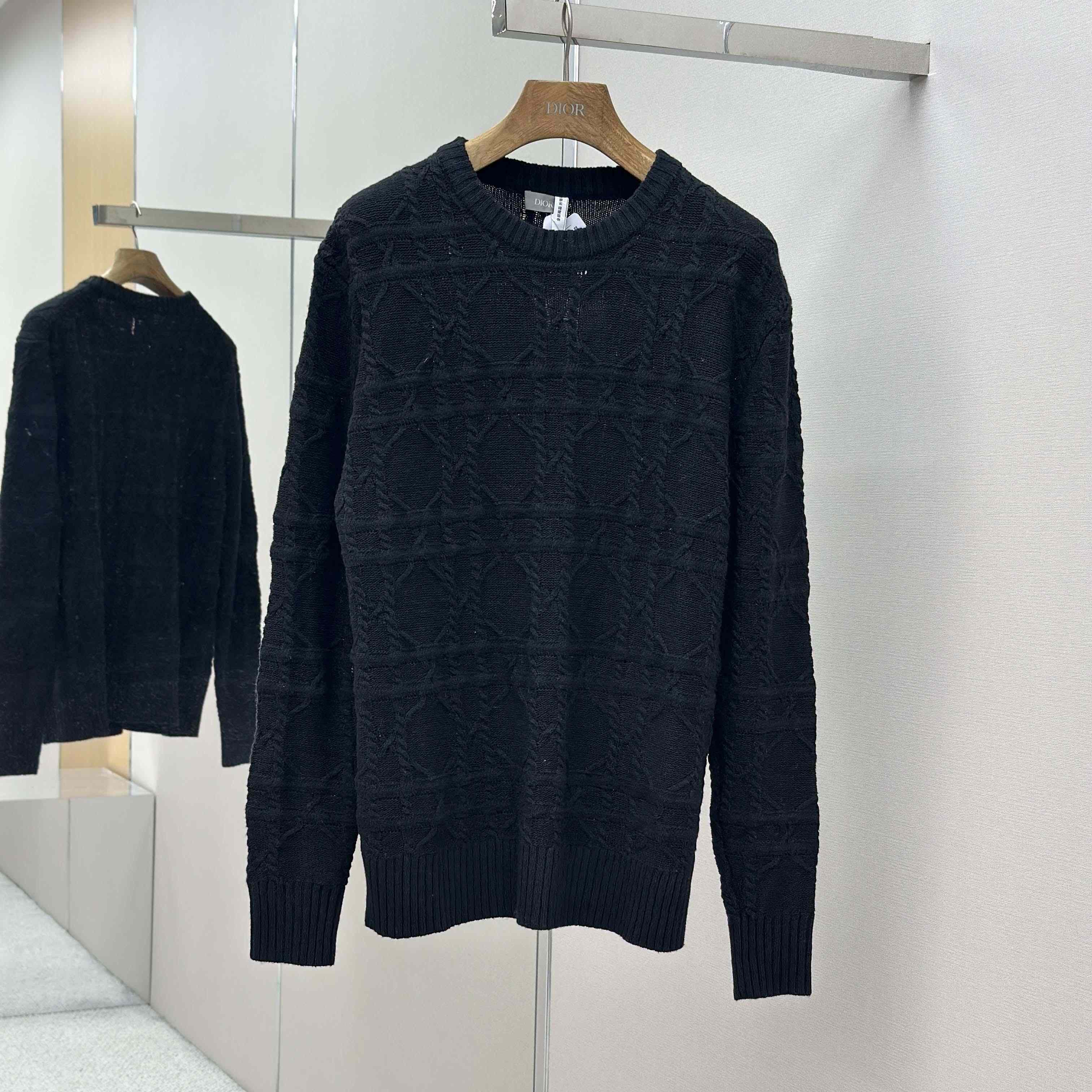  - EUR FASHION