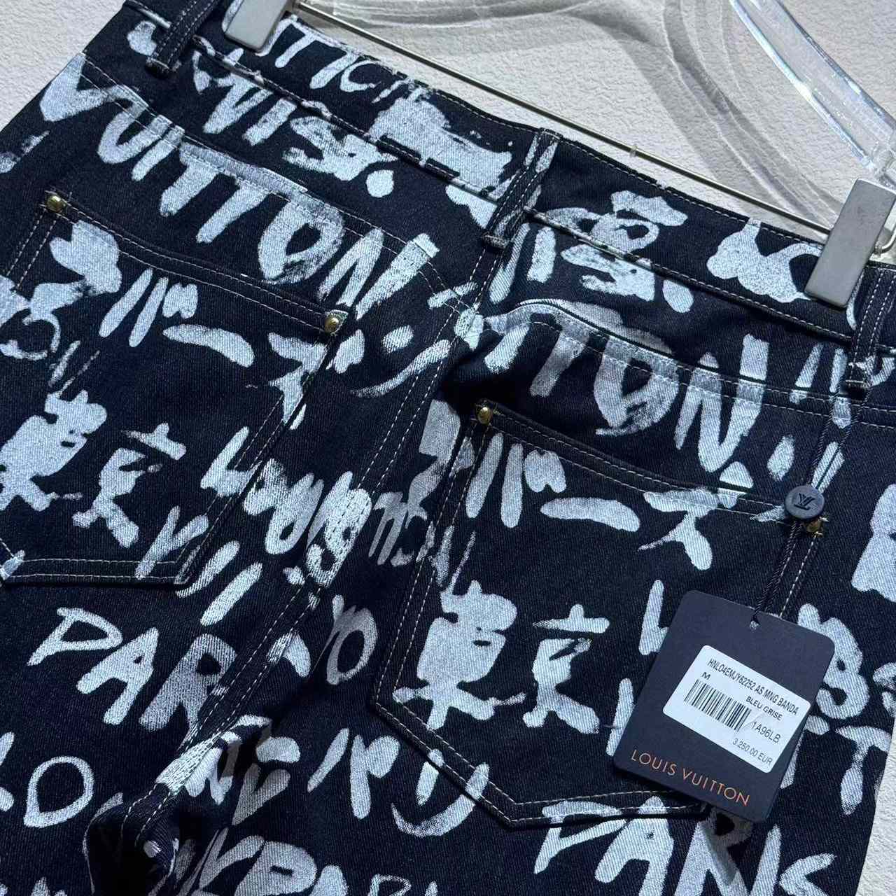 Louis Vuitton Denim Skate Pants   1AILT0 - EUR FASHION