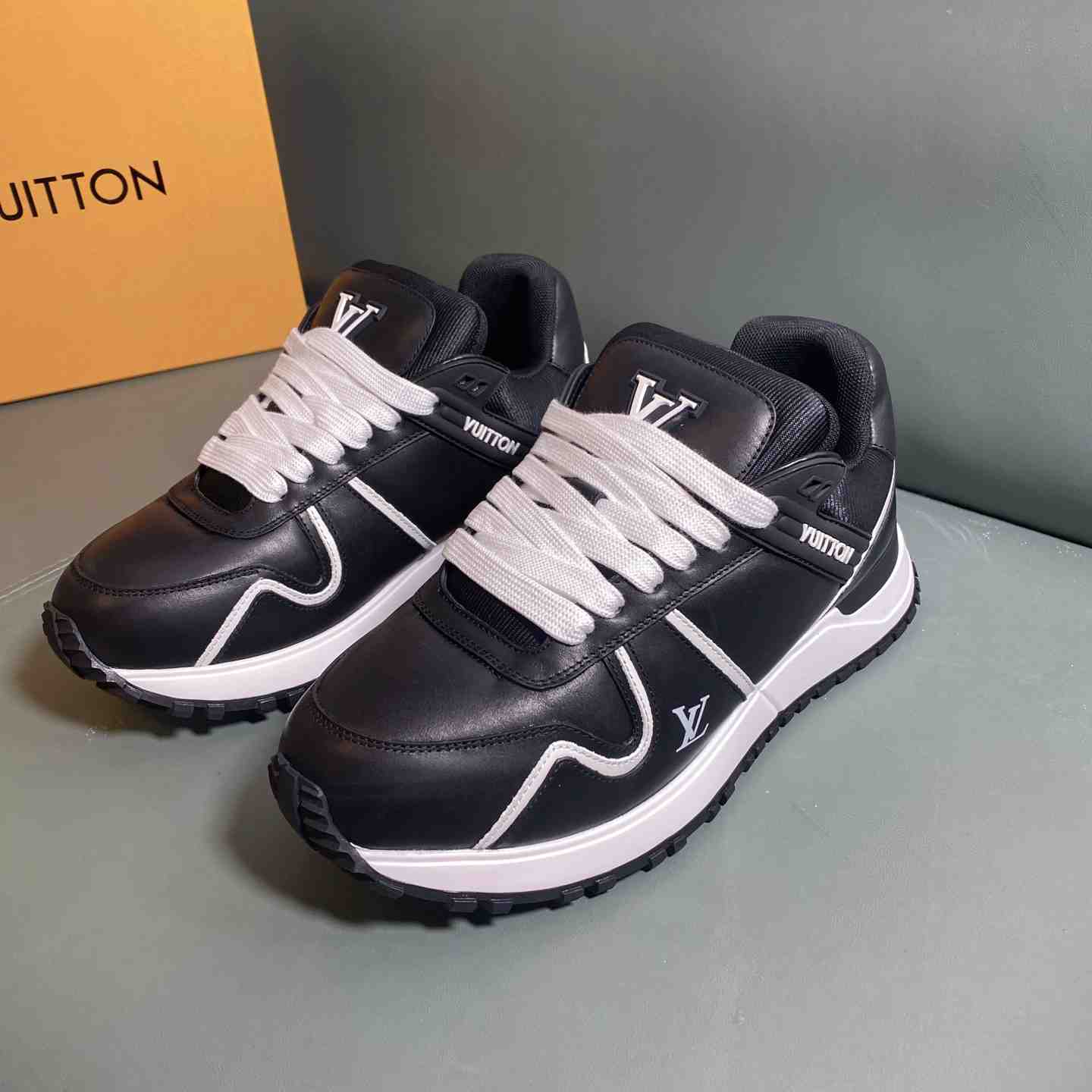Louis Vuitton Run Away Maxi Sneaker   1AHSS1 - EUR FASHION