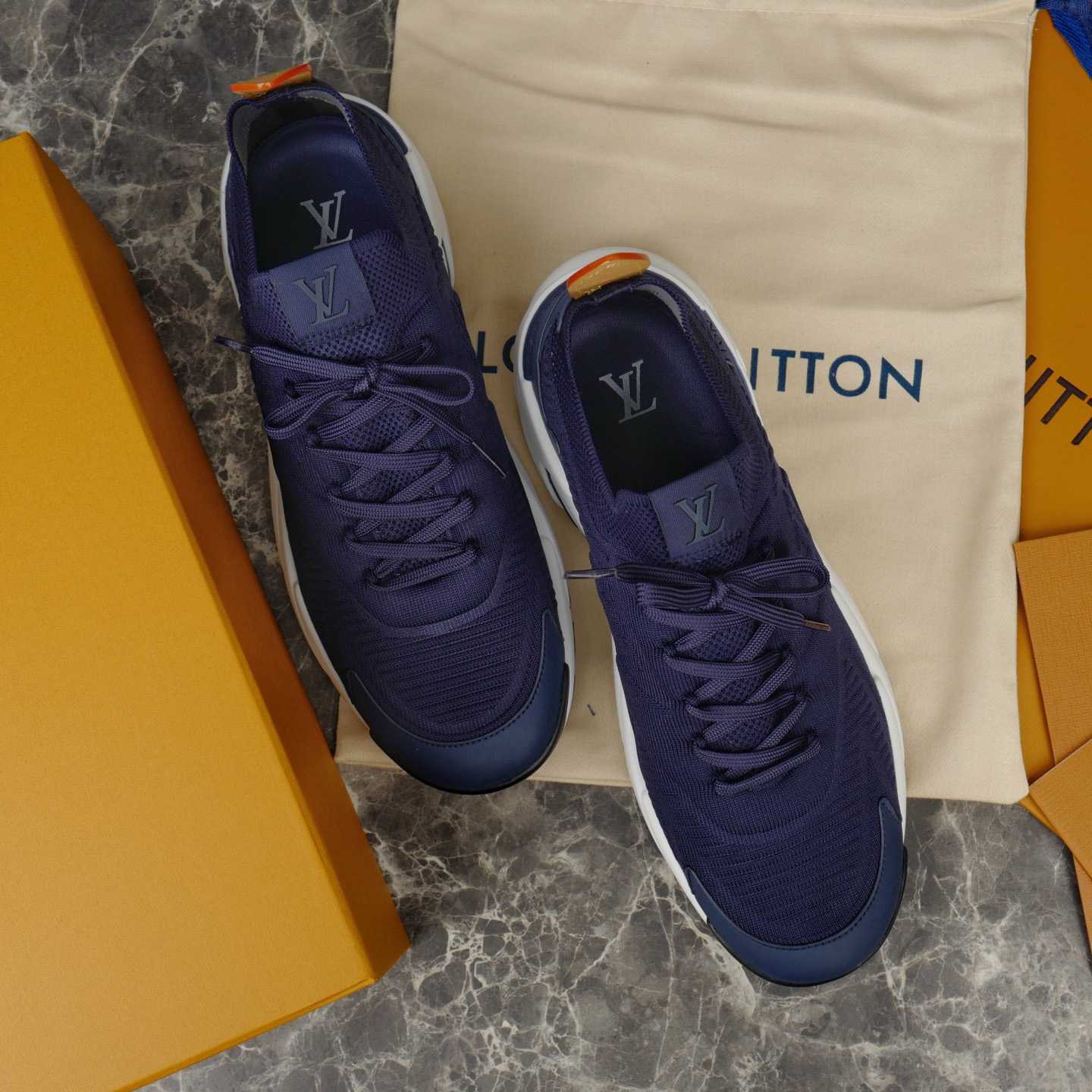 Louis Vuitton LV Runner Tatic Sneaker   1AILK6 - EUR FASHION