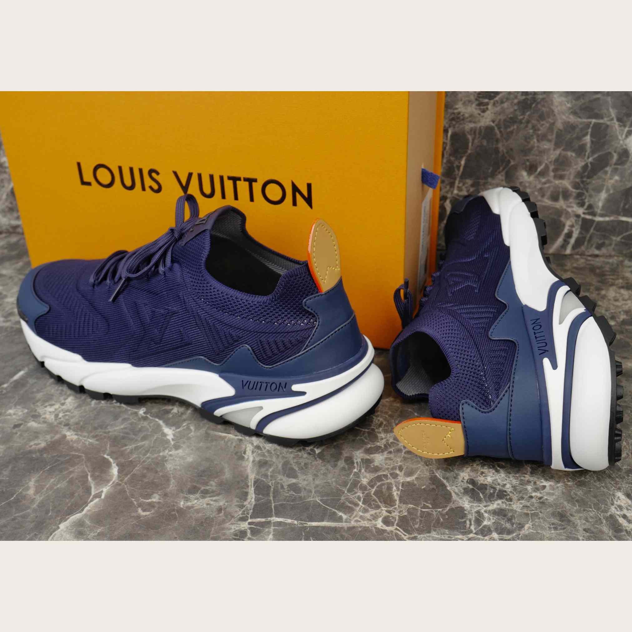 Louis Vuitton LV Runner Tatic Sneaker   1AILK6 - EUR FASHION