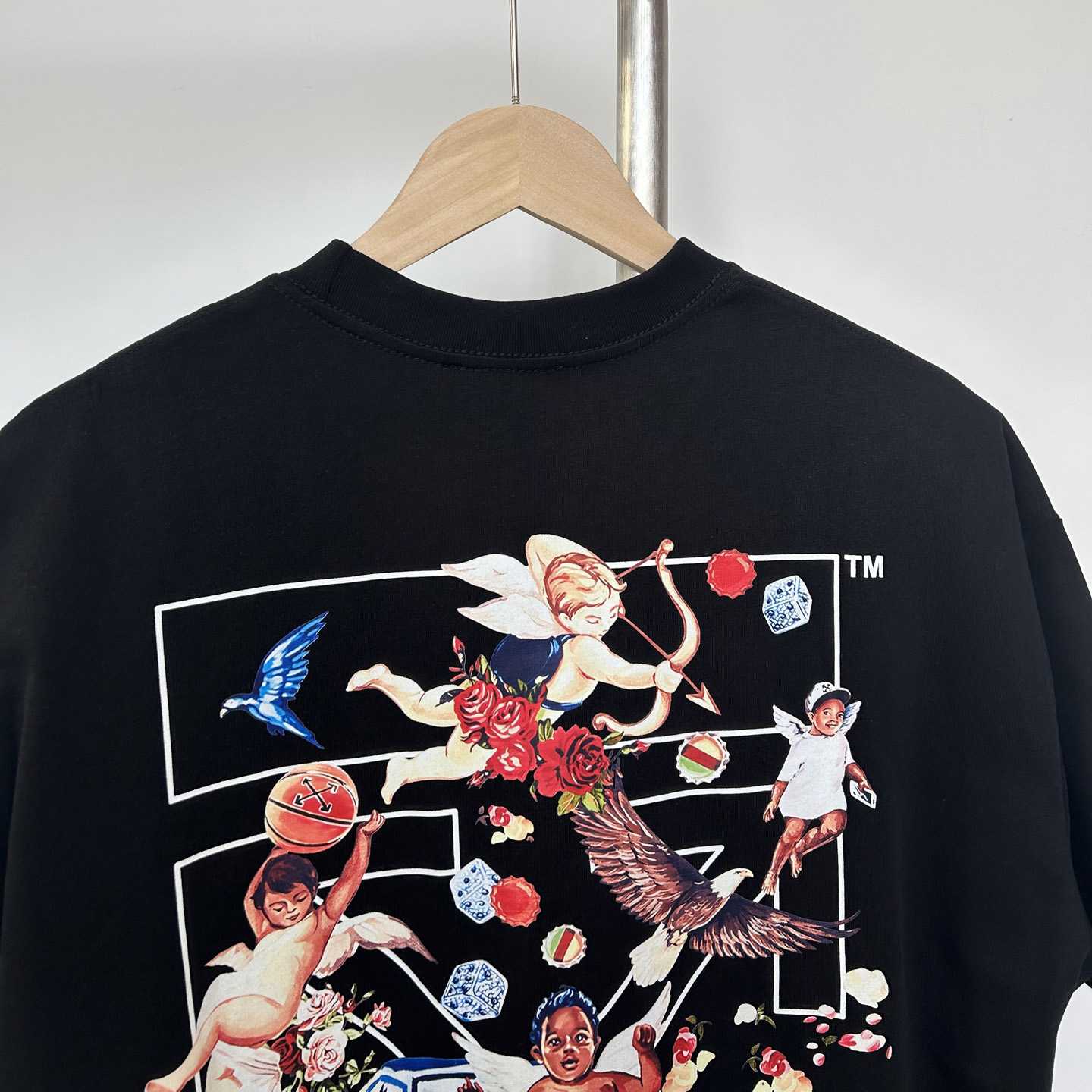 Off-White Black Fresco Arrow T-Shirt    - EUR FASHION