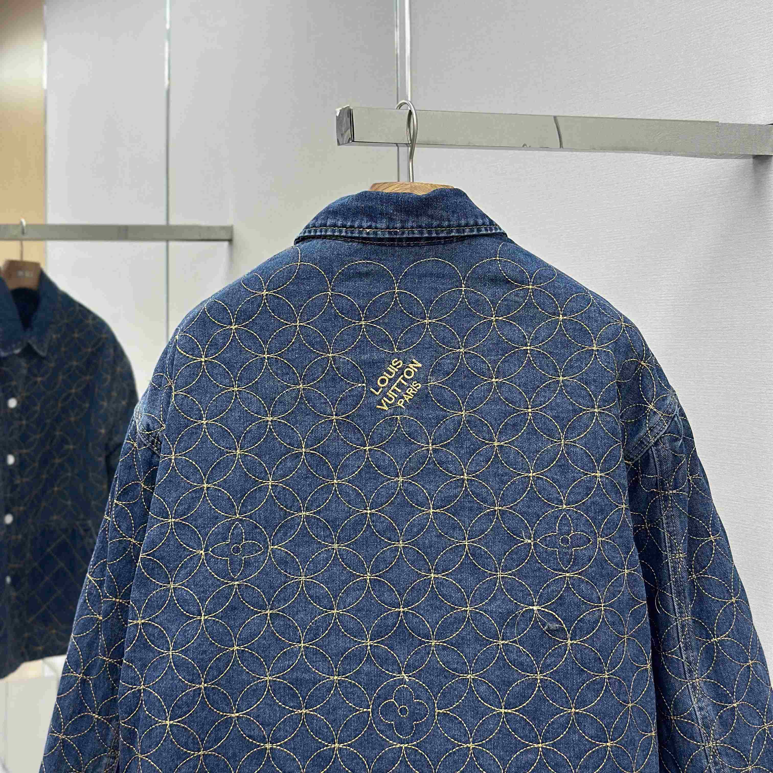 Louis Vuitton Embroidered Denim Blouson   1AILM5 - EUR FASHION