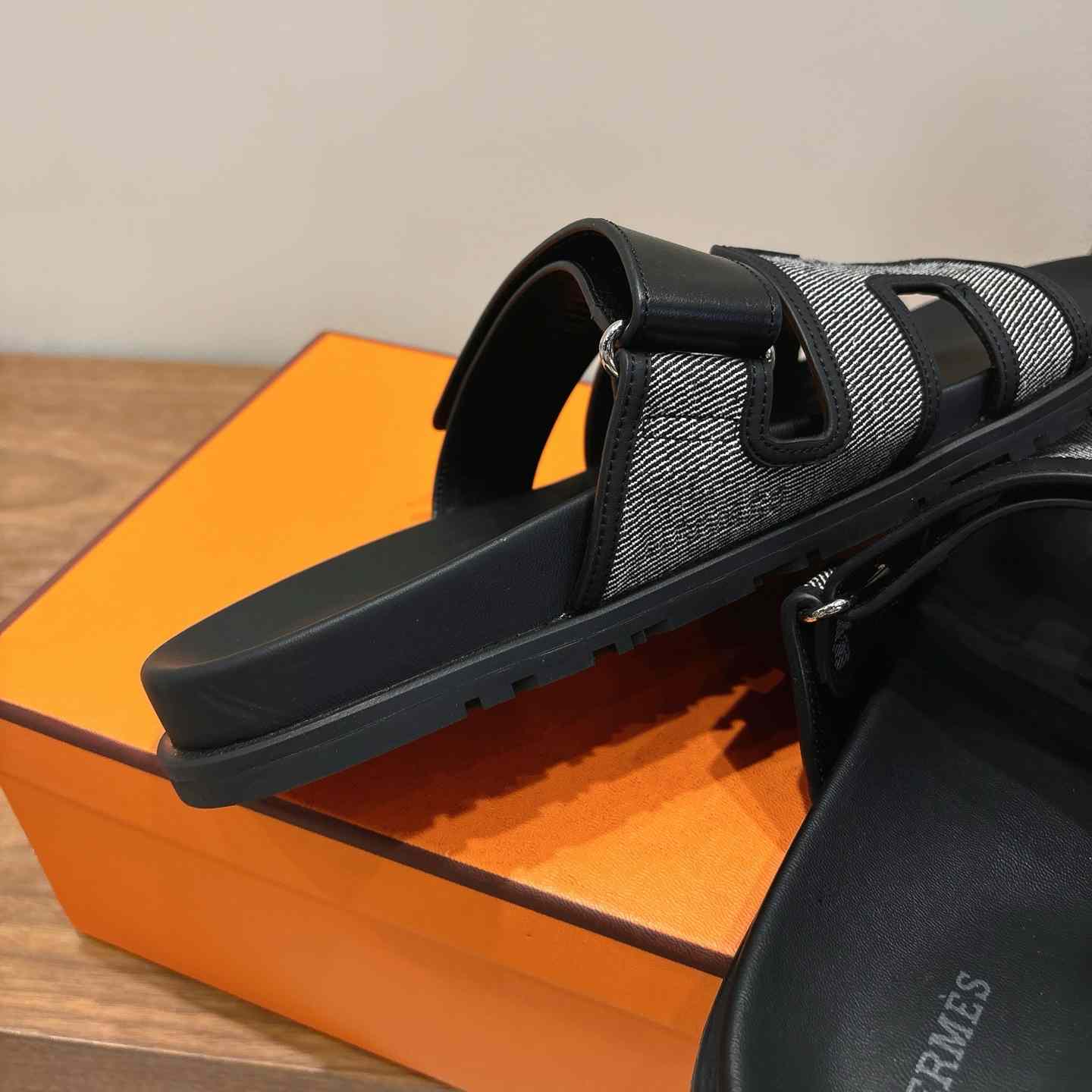 Hermes Chypre Sandal - EUR FASHION