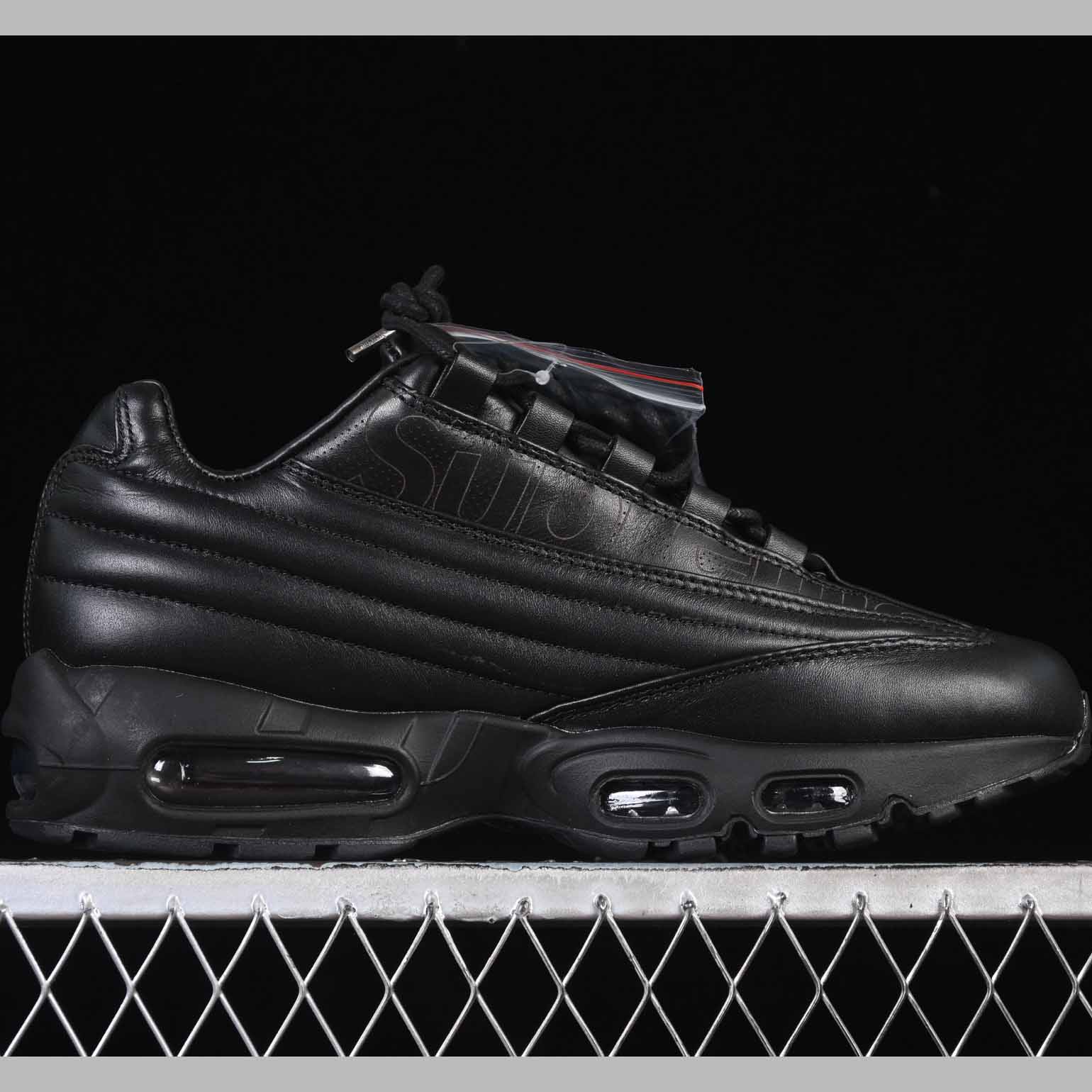 Supreme x Nike Air Max 95 Lux    CI0999-001 - EUR FASHION