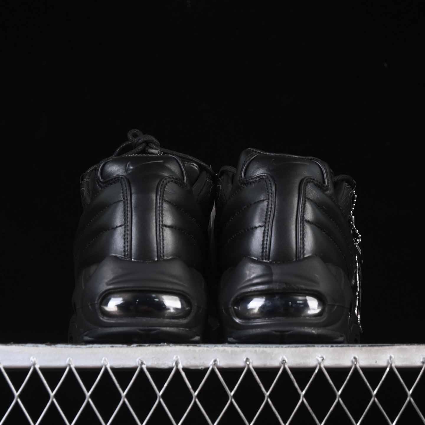 Supreme x Nike Air Max 95 Lux    CI0999-001 - EUR FASHION