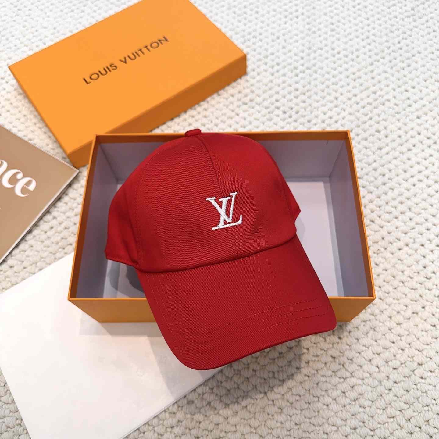 Louis Vuitton Cap - EUR FASHION