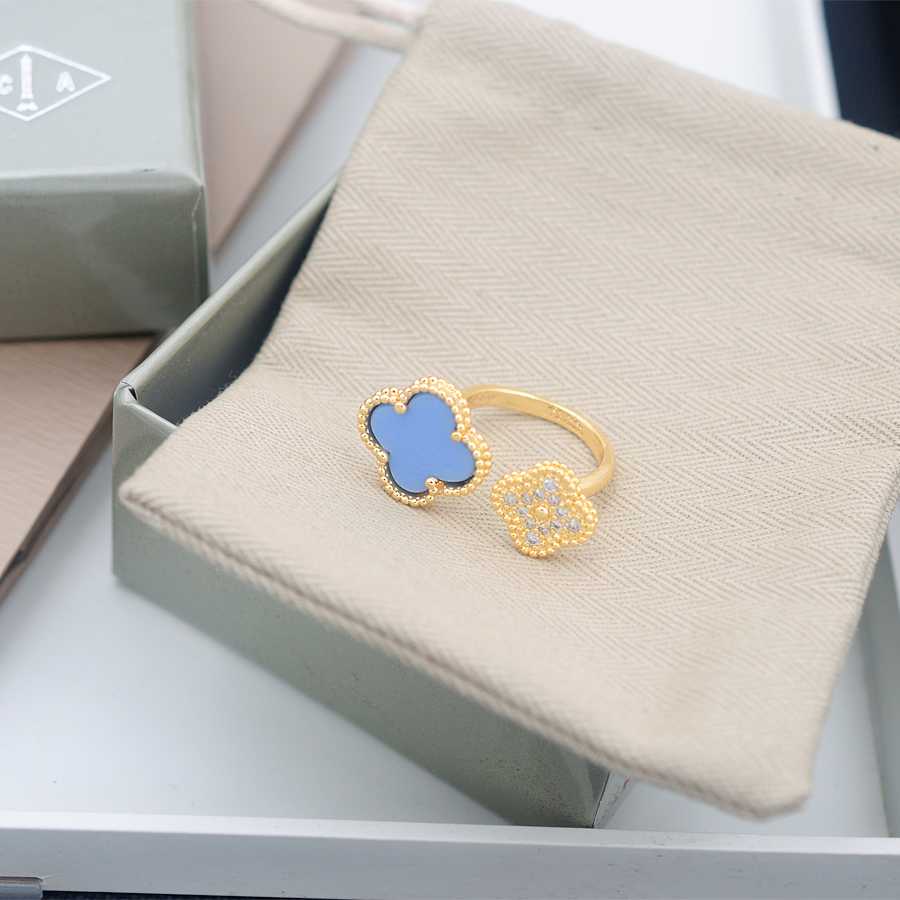 Van Cleef & Arpels Rings - EUR FASHION