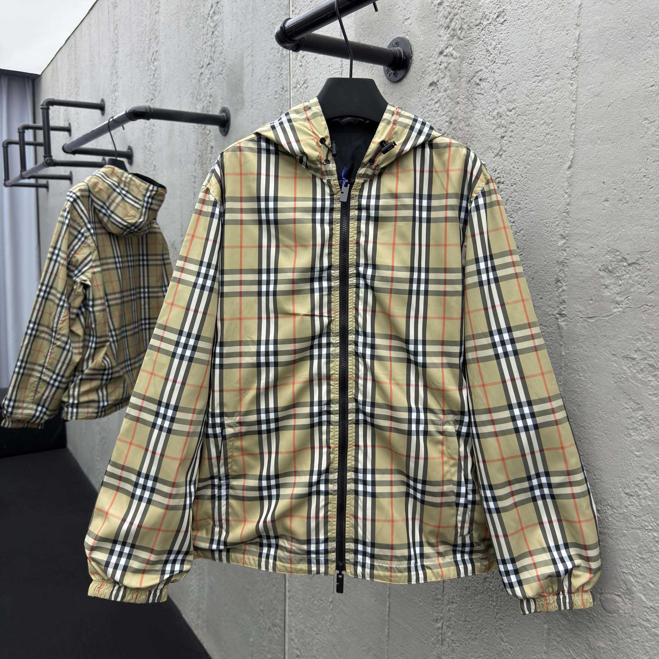  - EUR FASHION