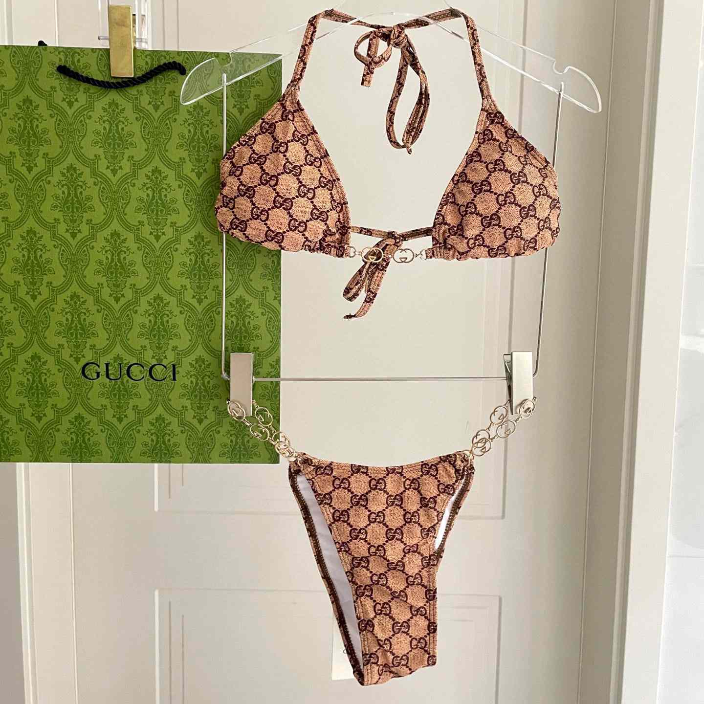  - EUR FASHION