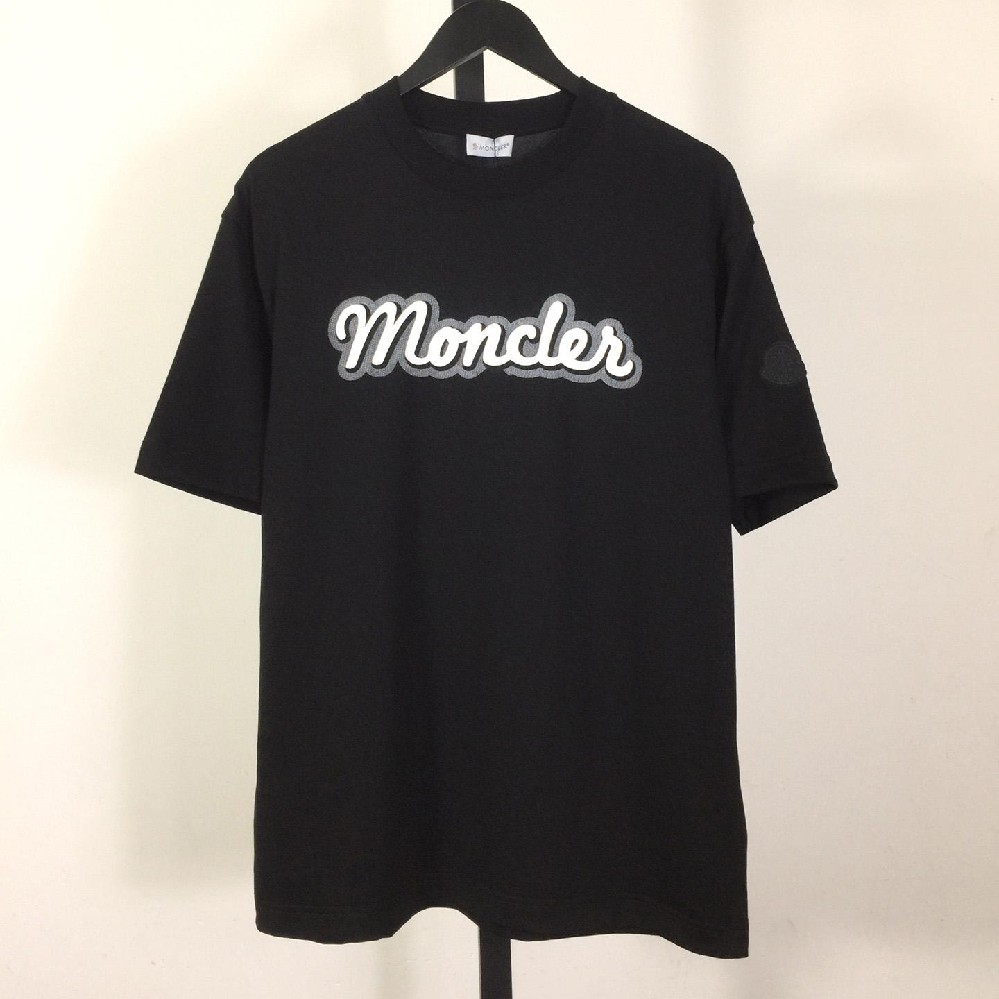 Moncler Logo T-Shirt - EUR FASHION